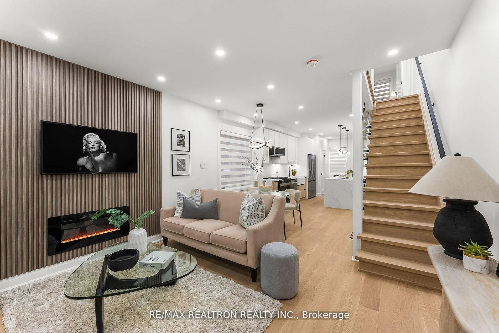 Photo 8 of 111 Glenmore Road, Toronto, Woodbine Corridor — HOMEH