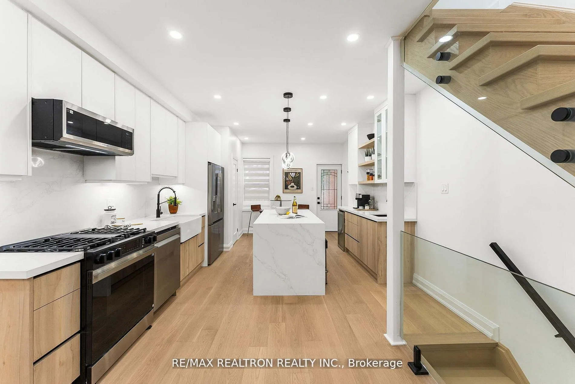 Photo 14 of 111 Glenmore Road, Toronto, Woodbine Corridor — HOMEH
