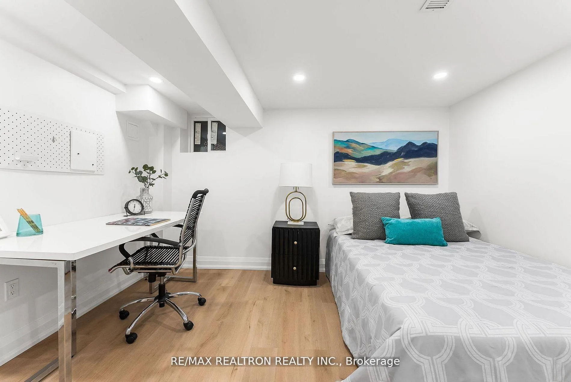 Photo 31 of 111 Glenmore Road, Toronto, Woodbine Corridor — HOMEH