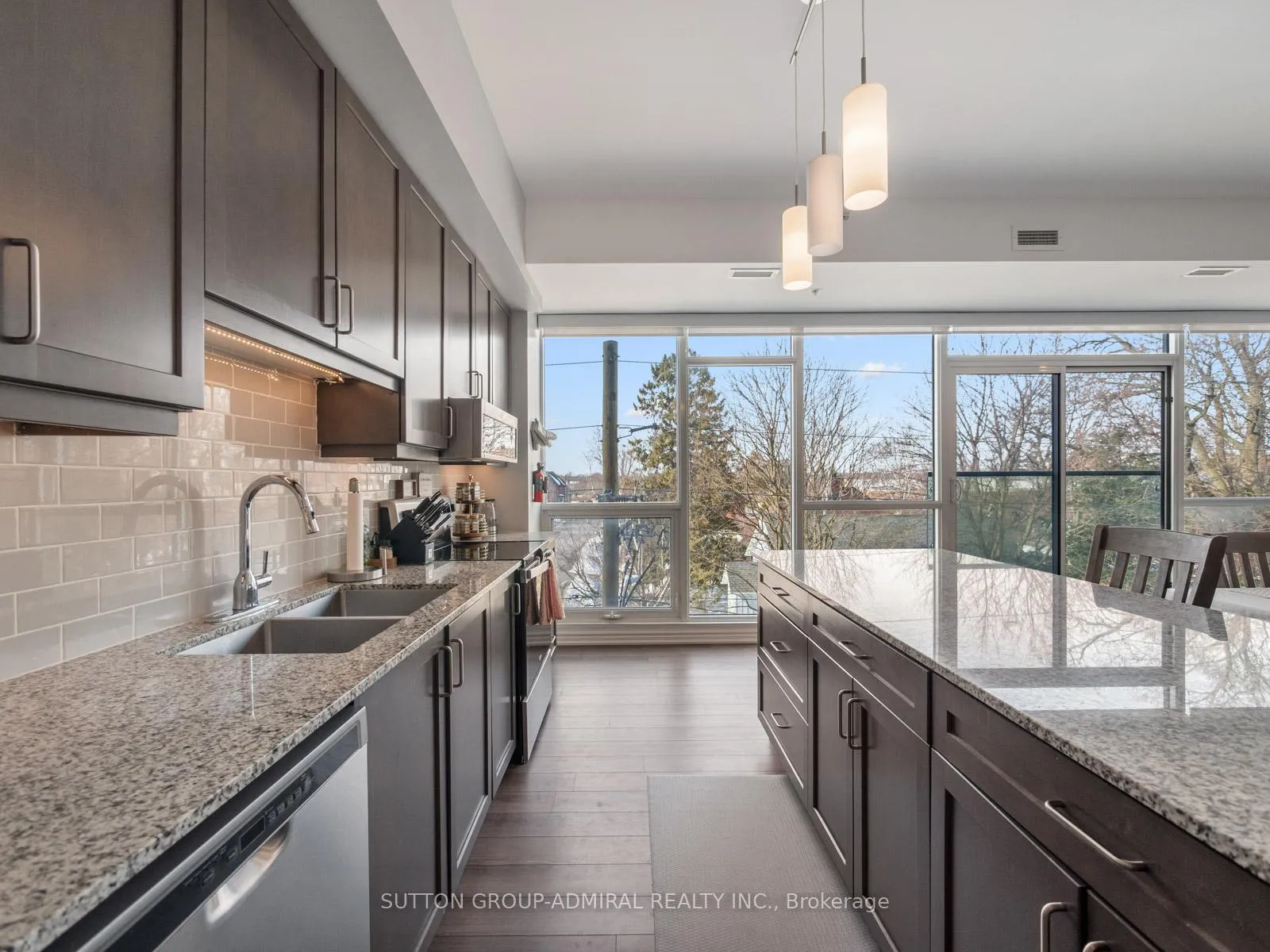 Photo 5 of Unit 301, 109 King Avenue E, Clarington, Newcastle — HOMEH