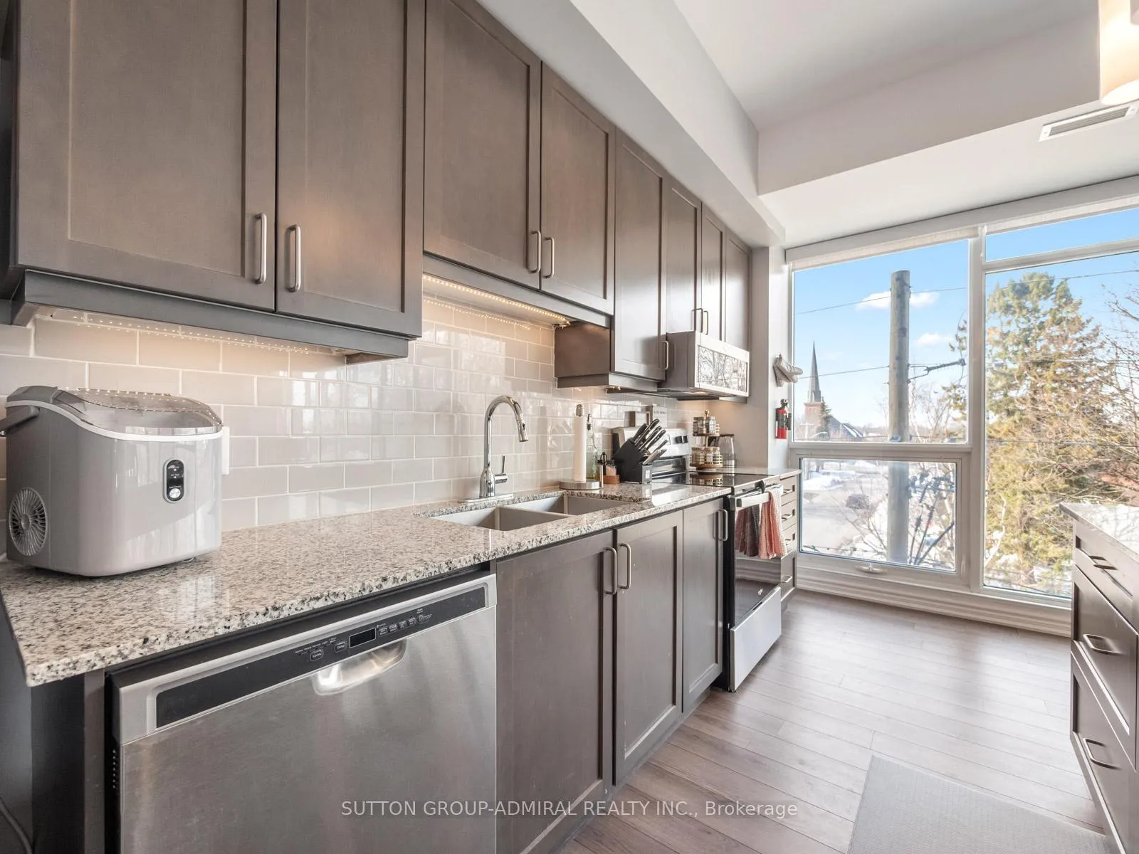 Photo 6 of Unit 301, 109 King Avenue E, Clarington, Newcastle — HOMEH
