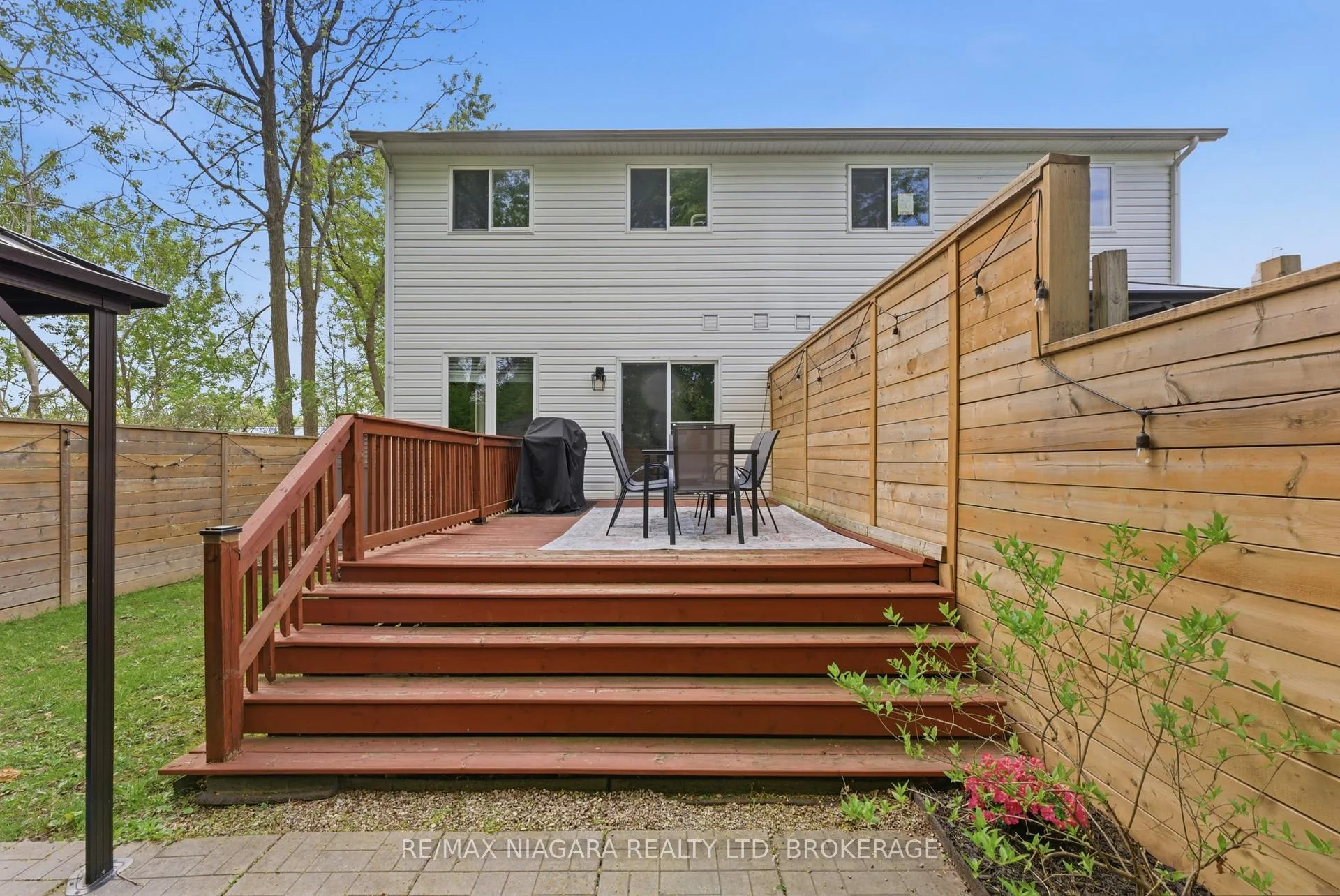 Photo 25 of 25 Beverly Street, St. Catharines, Oakdale — HOMEH