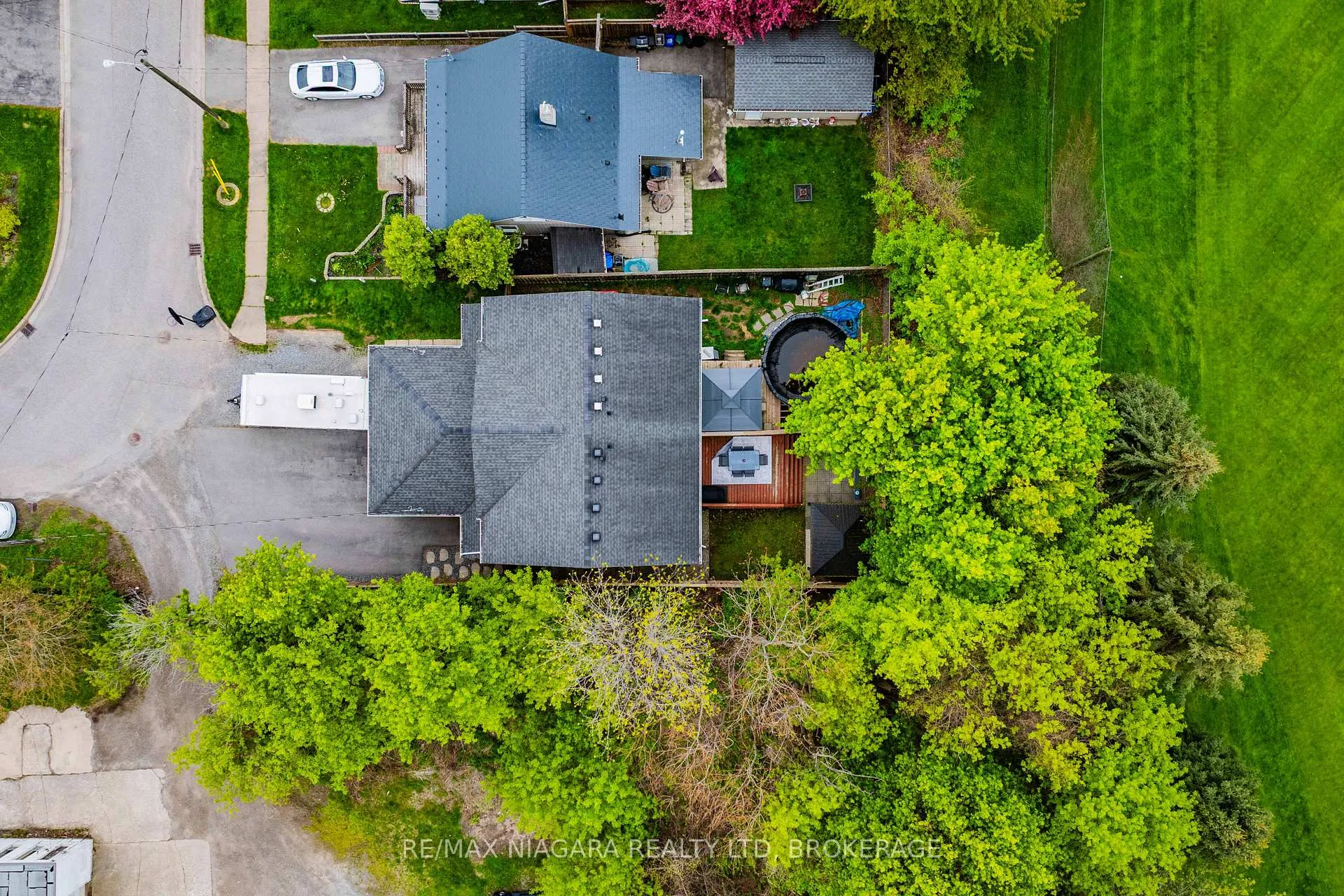 Photo 28 of 25 Beverly Street, St. Catharines, Oakdale — HOMEH