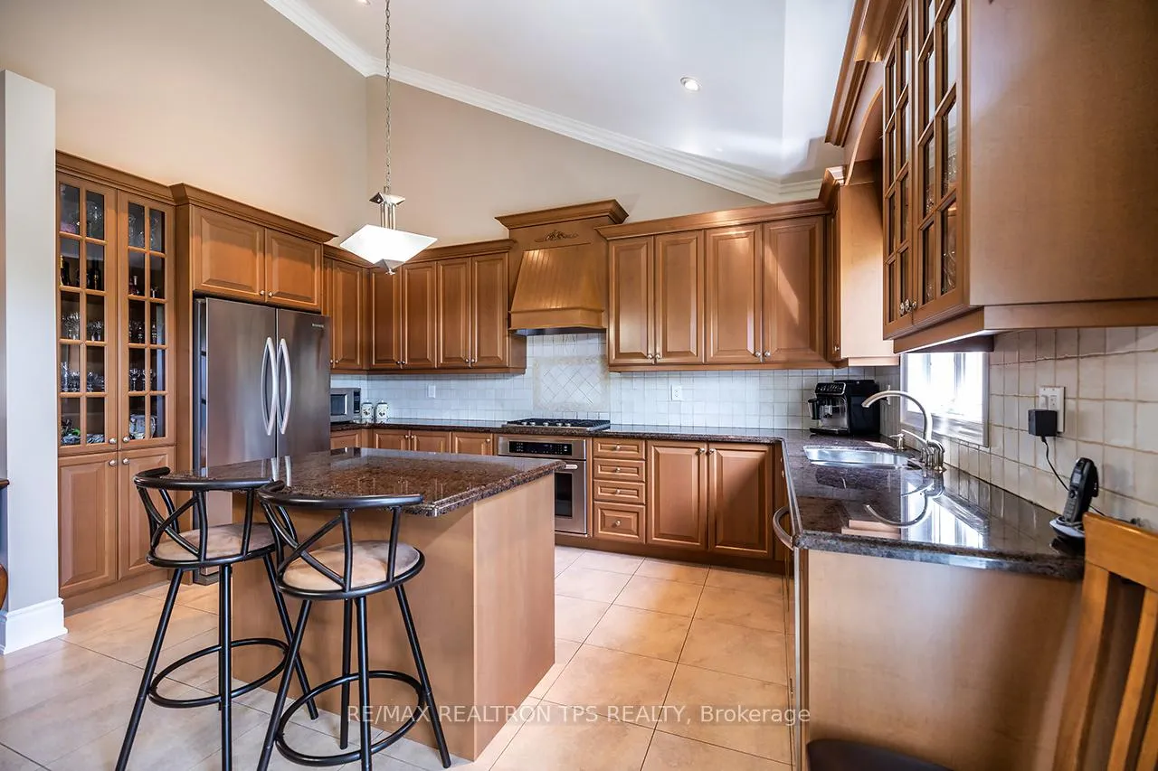 Photo 9 of 25 Leafield Drive, Scarborough, L'Amoreaux — HOMEH