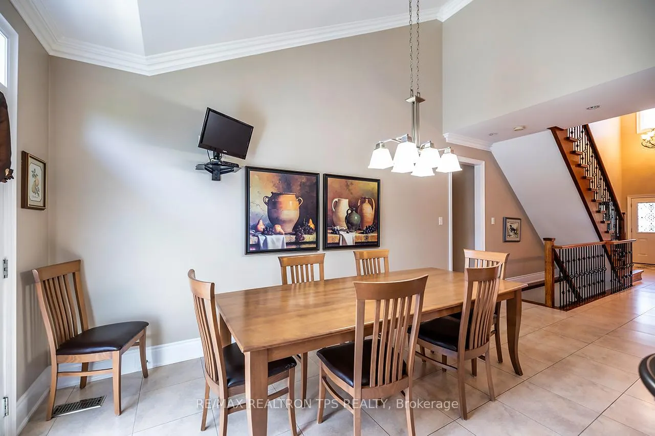 Photo 11 of 25 Leafield Drive, Scarborough, L'Amoreaux — HOMEH