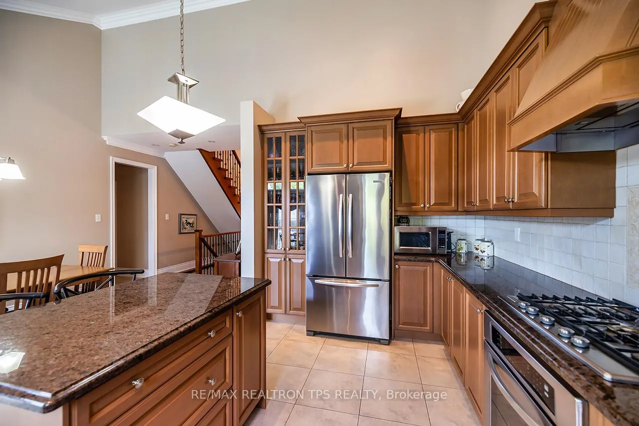 Photo 13 of 25 Leafield Drive, Scarborough, L'Amoreaux — HOMEH