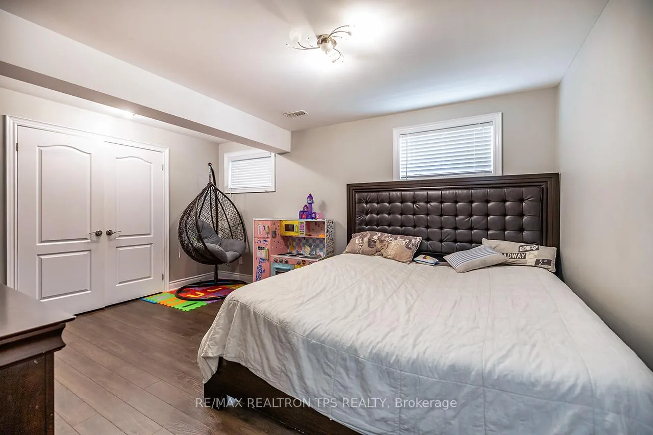Photo 32 of 25 Leafield Drive, Scarborough, L'Amoreaux — HOMEH