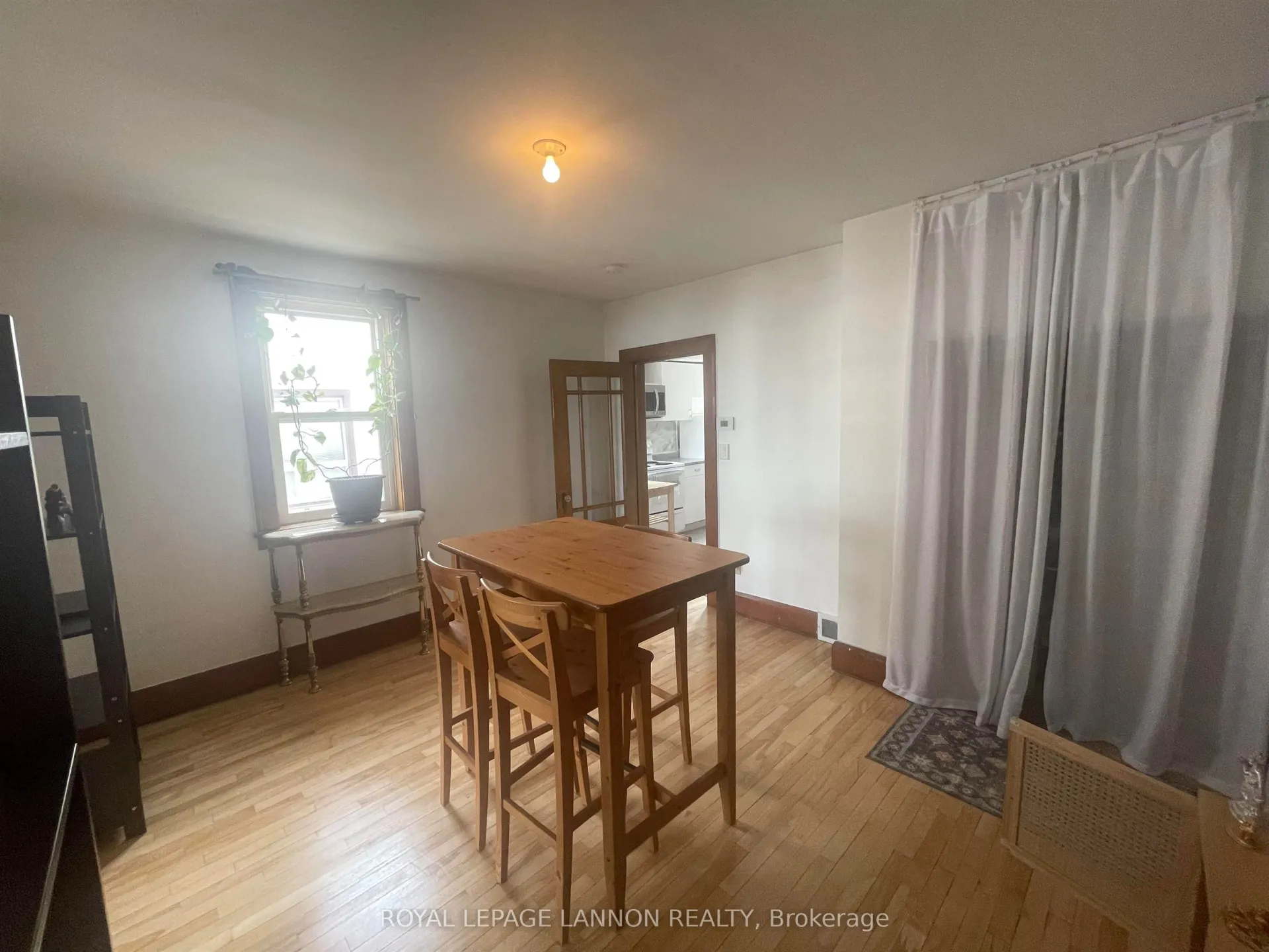 Photo 4 of 523 McLaughlin Street W, Thunder Bay, East End — HOMEH