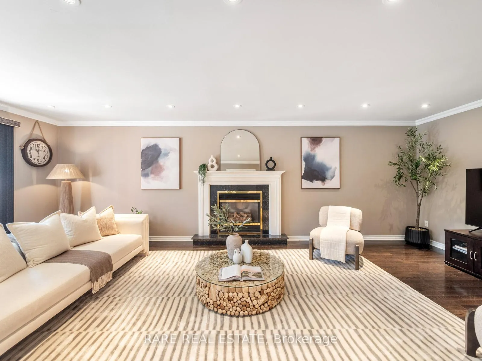 Photo 9 of 2730 Termini Terrace, Mississauga, Central Erin Mills — HOMEH