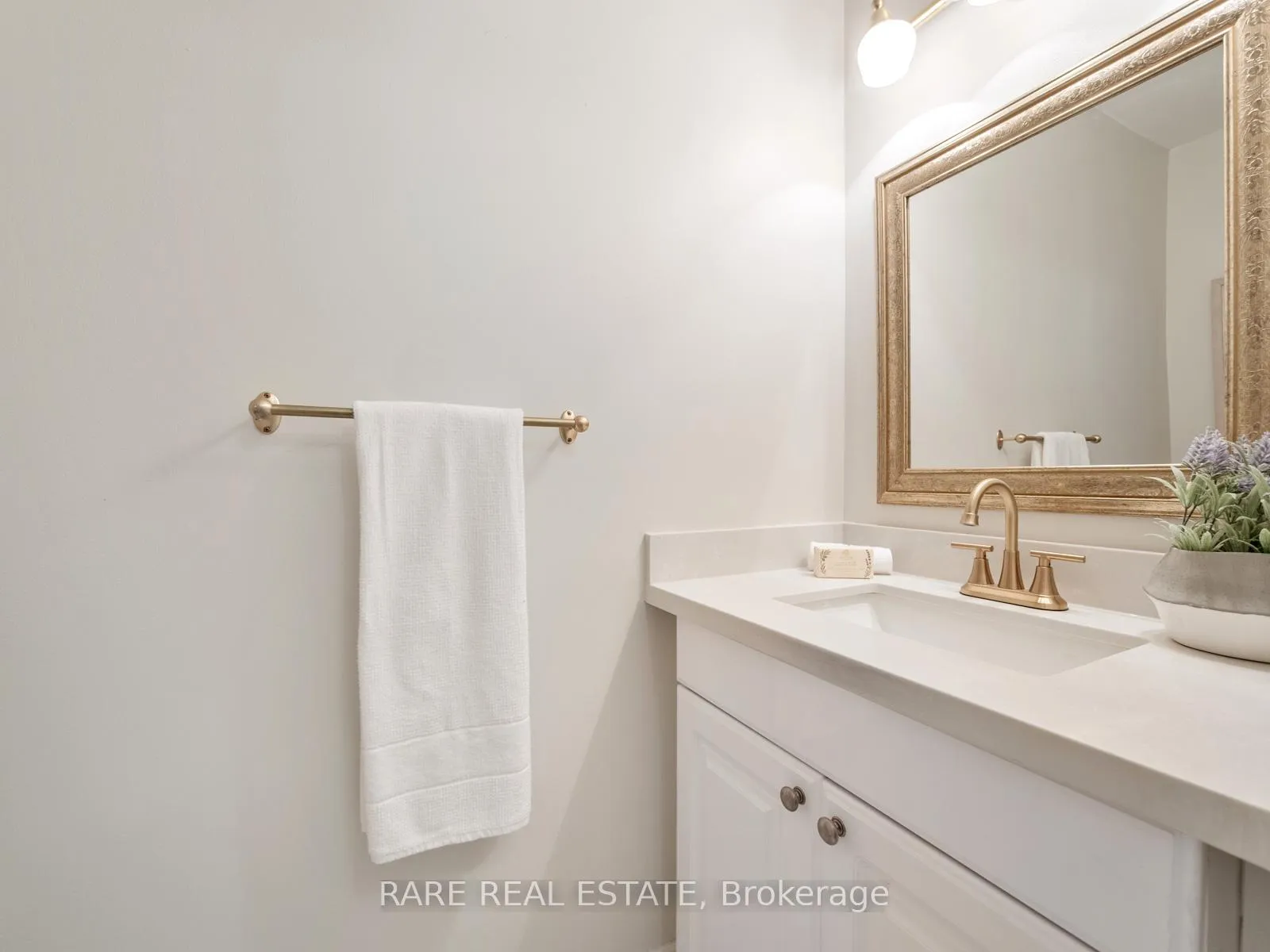 Photo 11 of 2730 Termini Terrace, Mississauga, Central Erin Mills — HOMEH
