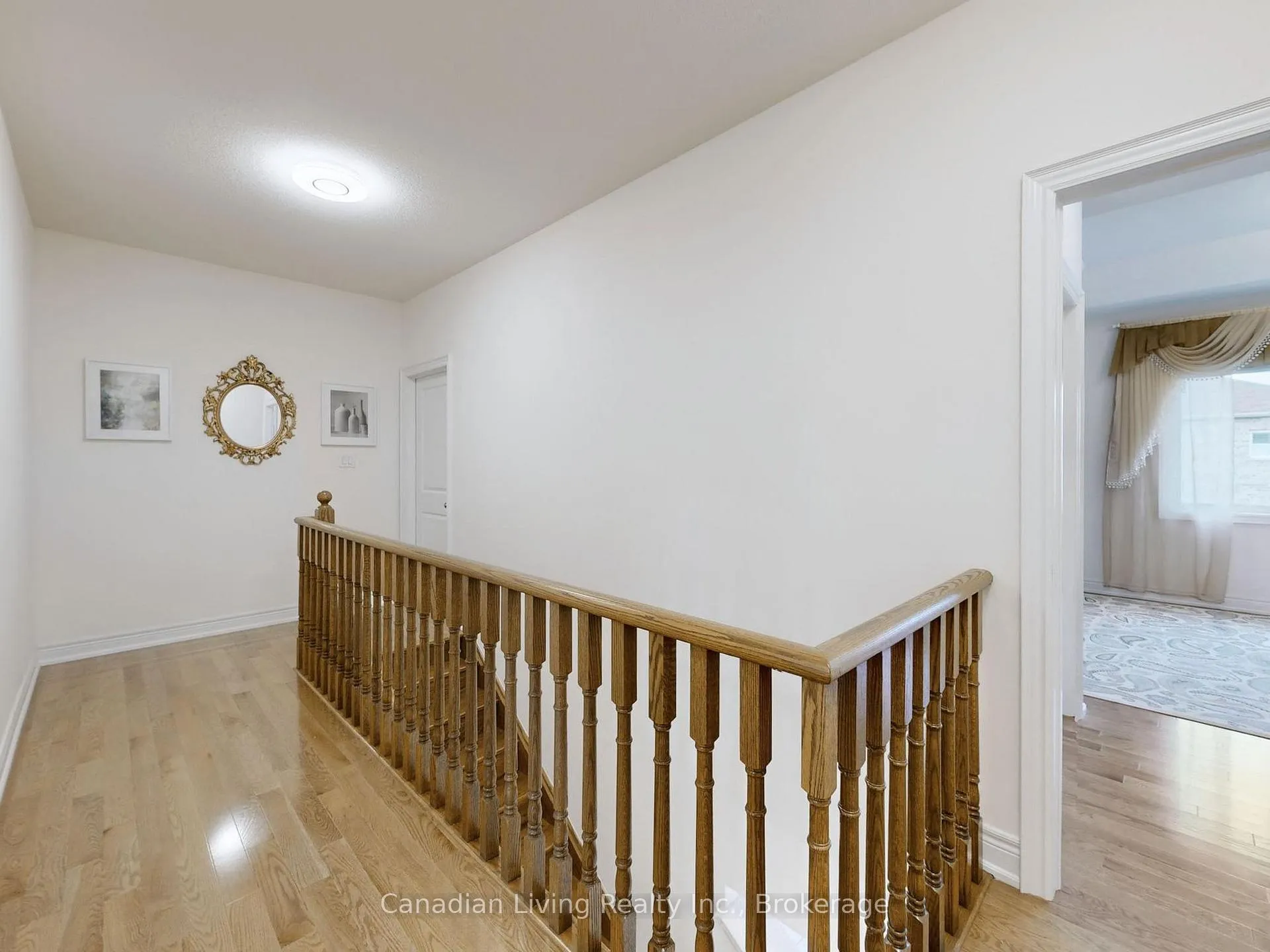 Photo 14 of 208 Boone Crescent, Vaughan, Kleinburg — HOMEH