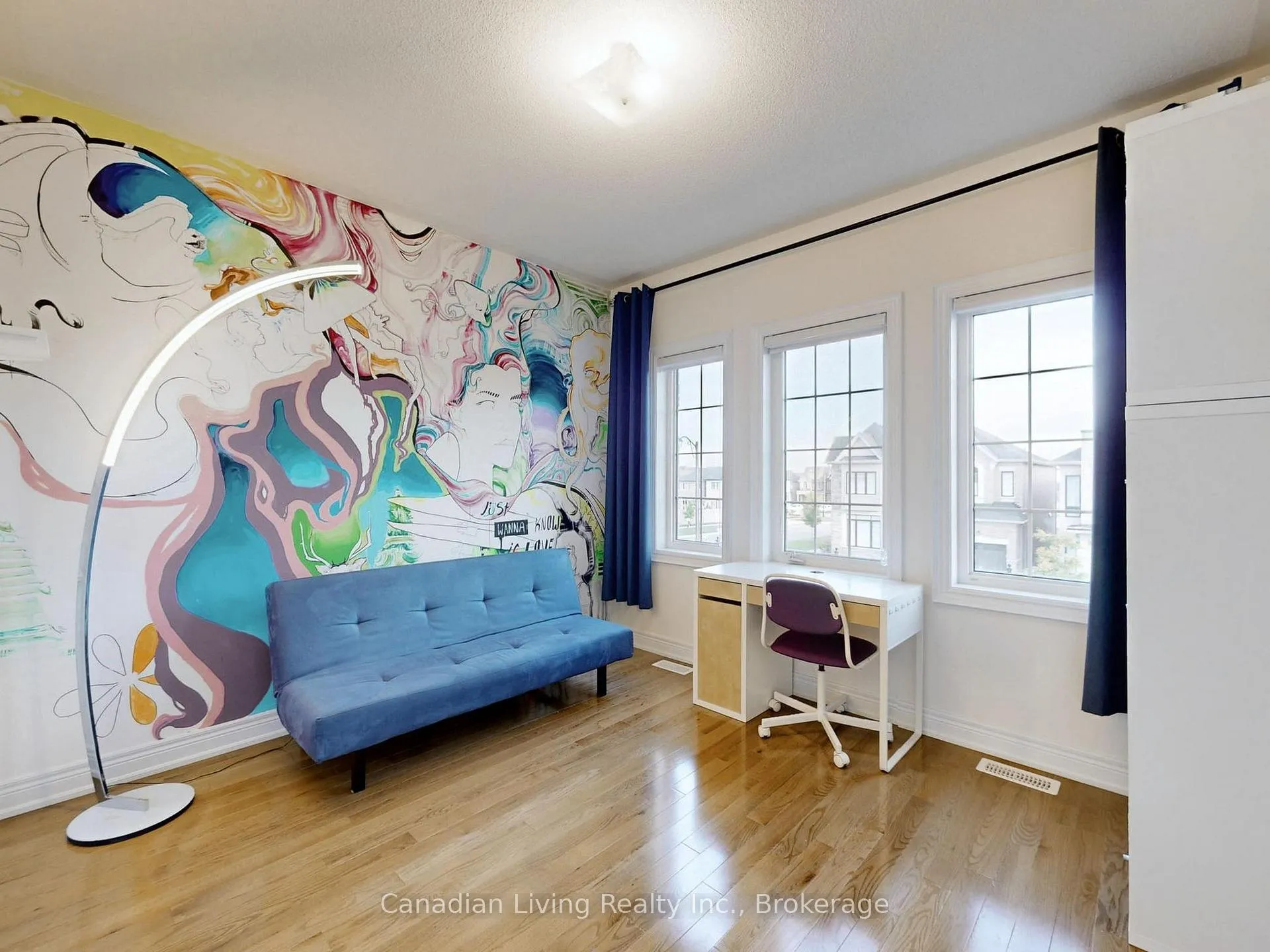 Photo 19 of 208 Boone Crescent, Vaughan, Kleinburg — HOMEH