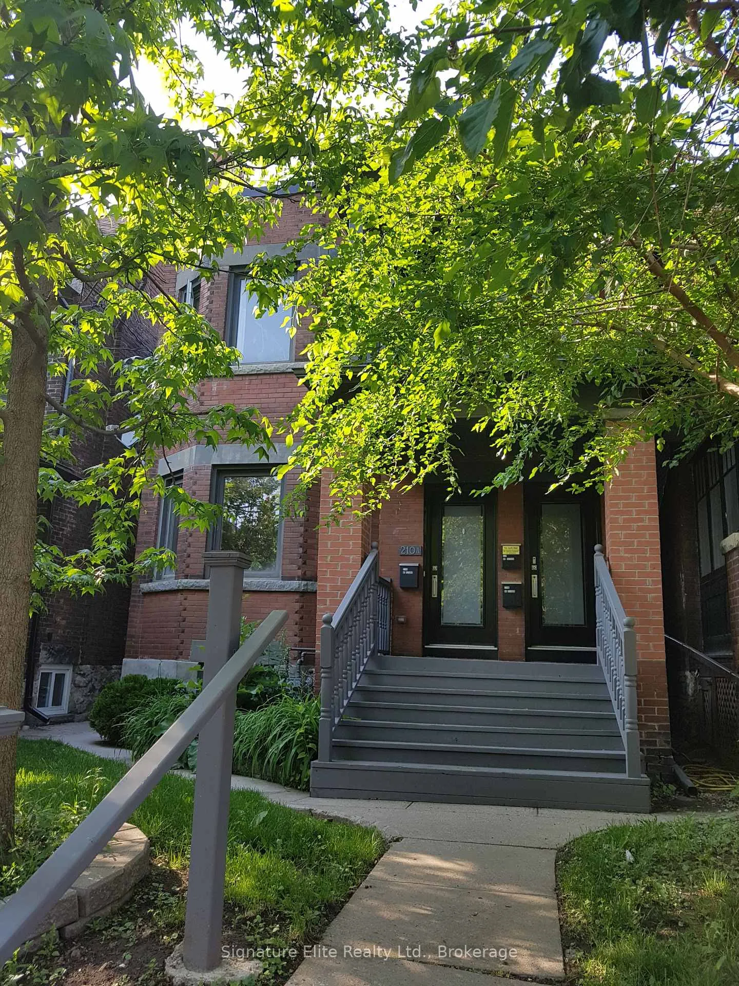 Photo 1 of Unit Main, 210 Pearson Avenue, Toronto, High Park-Swansea — HOMEH