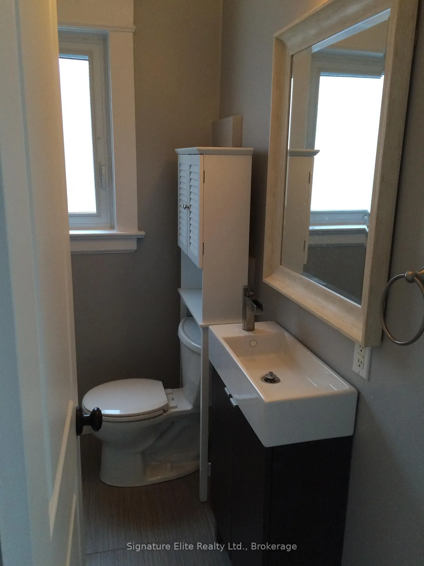 Photo 7 of Unit Main, 210 Pearson Avenue, Toronto, High Park-Swansea — HOMEH