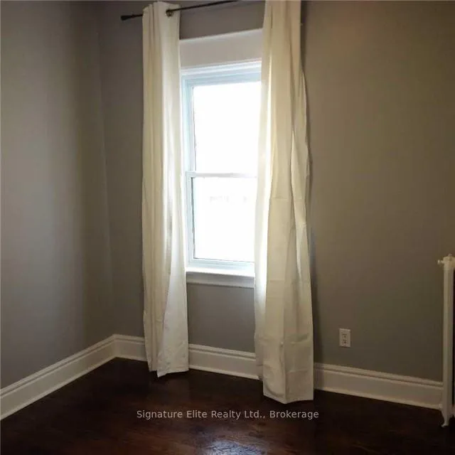 Photo 10 of Unit Main, 210 Pearson Avenue, Toronto, High Park-Swansea — HOMEH