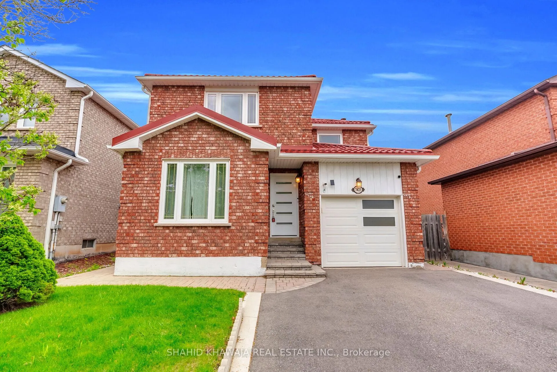 Photo 1 of 7425 Doverwood Drive, Mississauga, Meadowvale — HOMEH