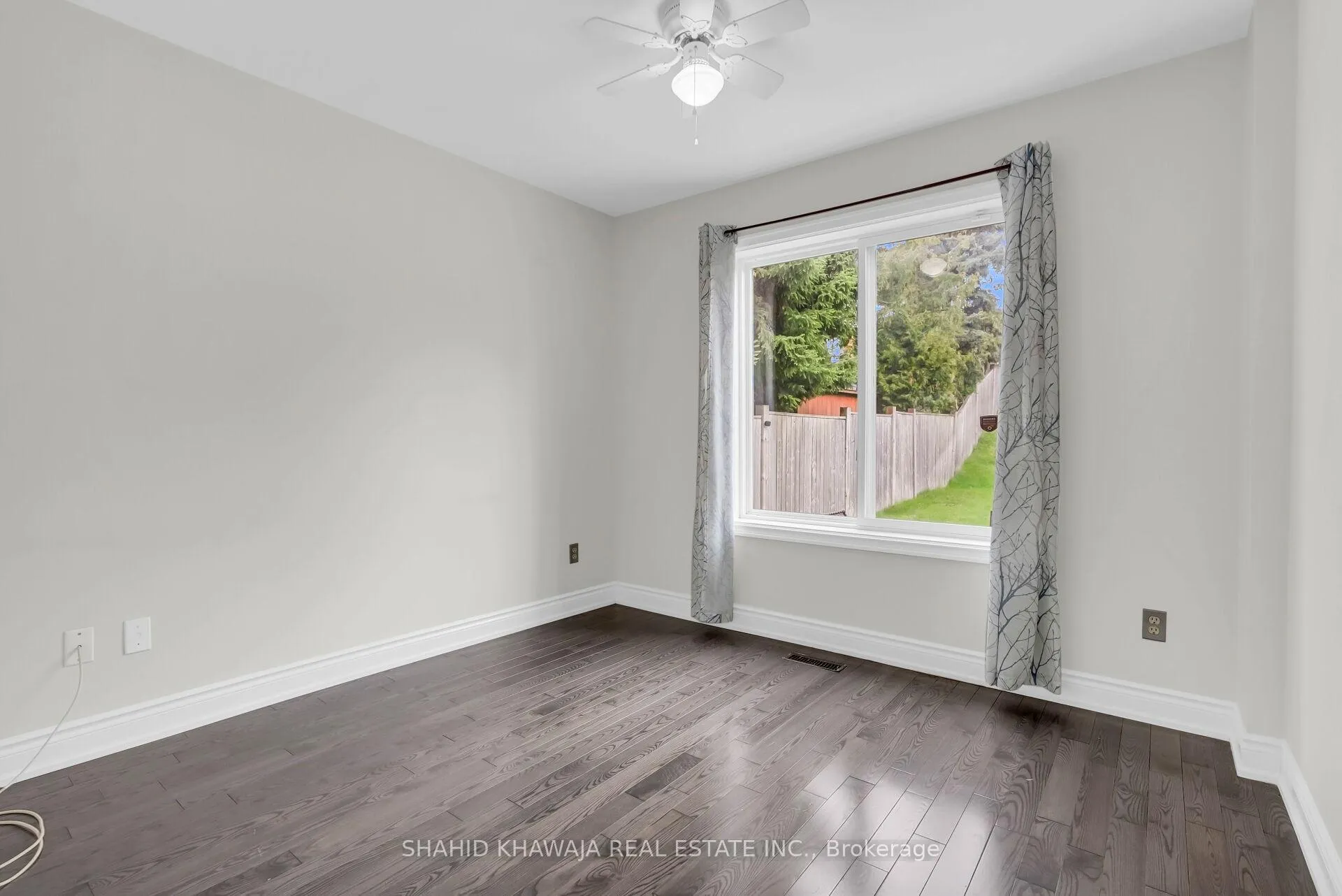Photo 12 of 7425 Doverwood Drive, Mississauga, Meadowvale — HOMEH