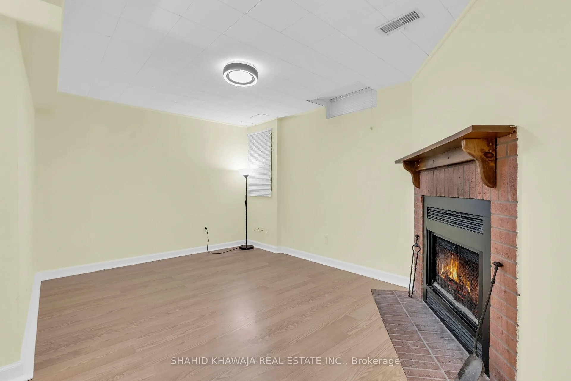 Photo 24 of 7425 Doverwood Drive, Mississauga, Meadowvale — HOMEH