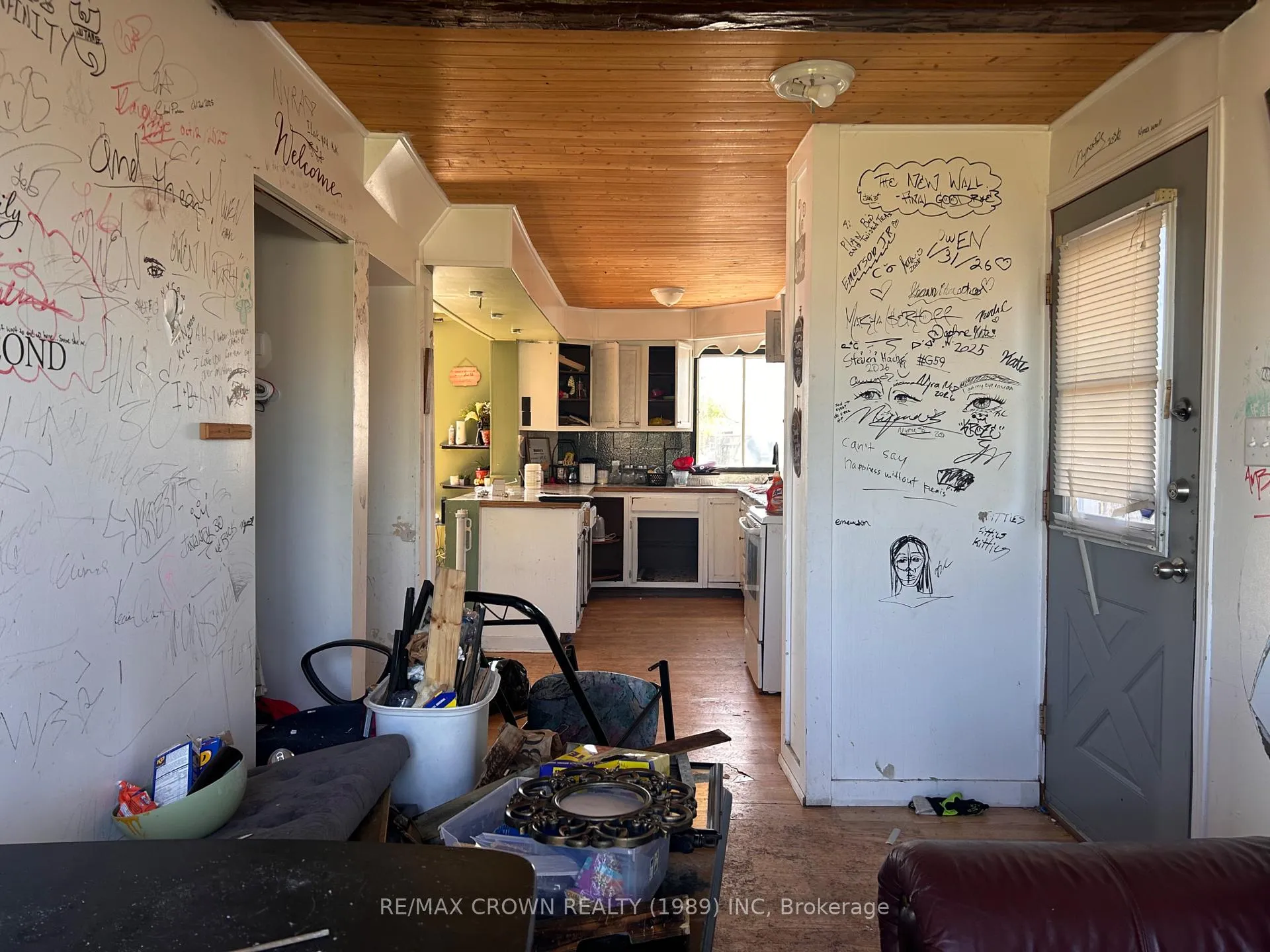Photo 8 of 37 Cain Avenue, Kapuskasing — HOMEH