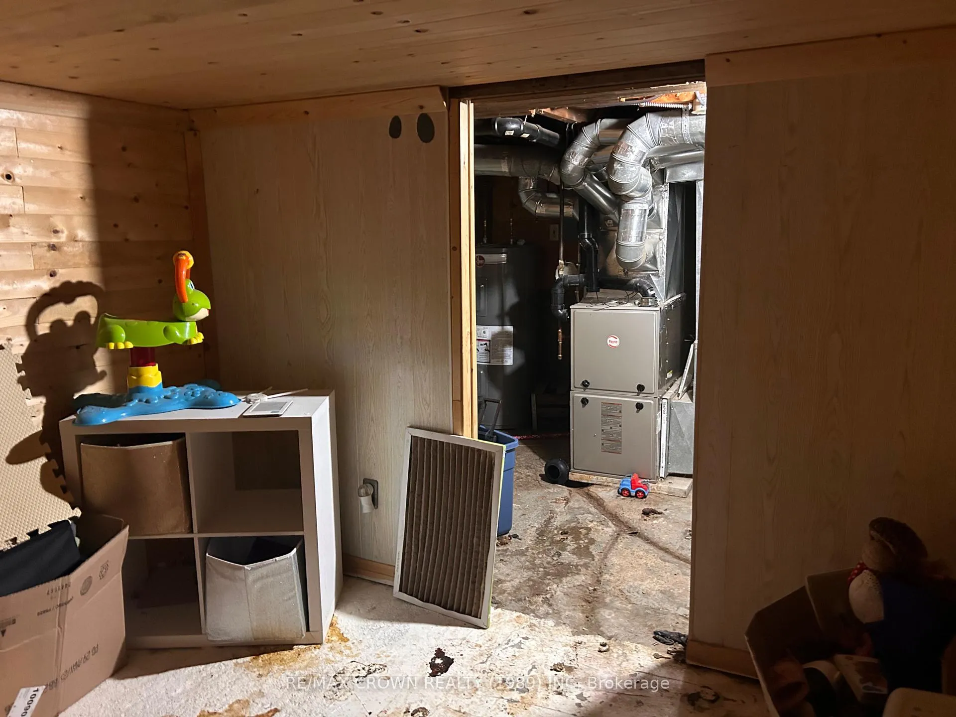 Photo 9 of 37 Cain Avenue, Kapuskasing — HOMEH