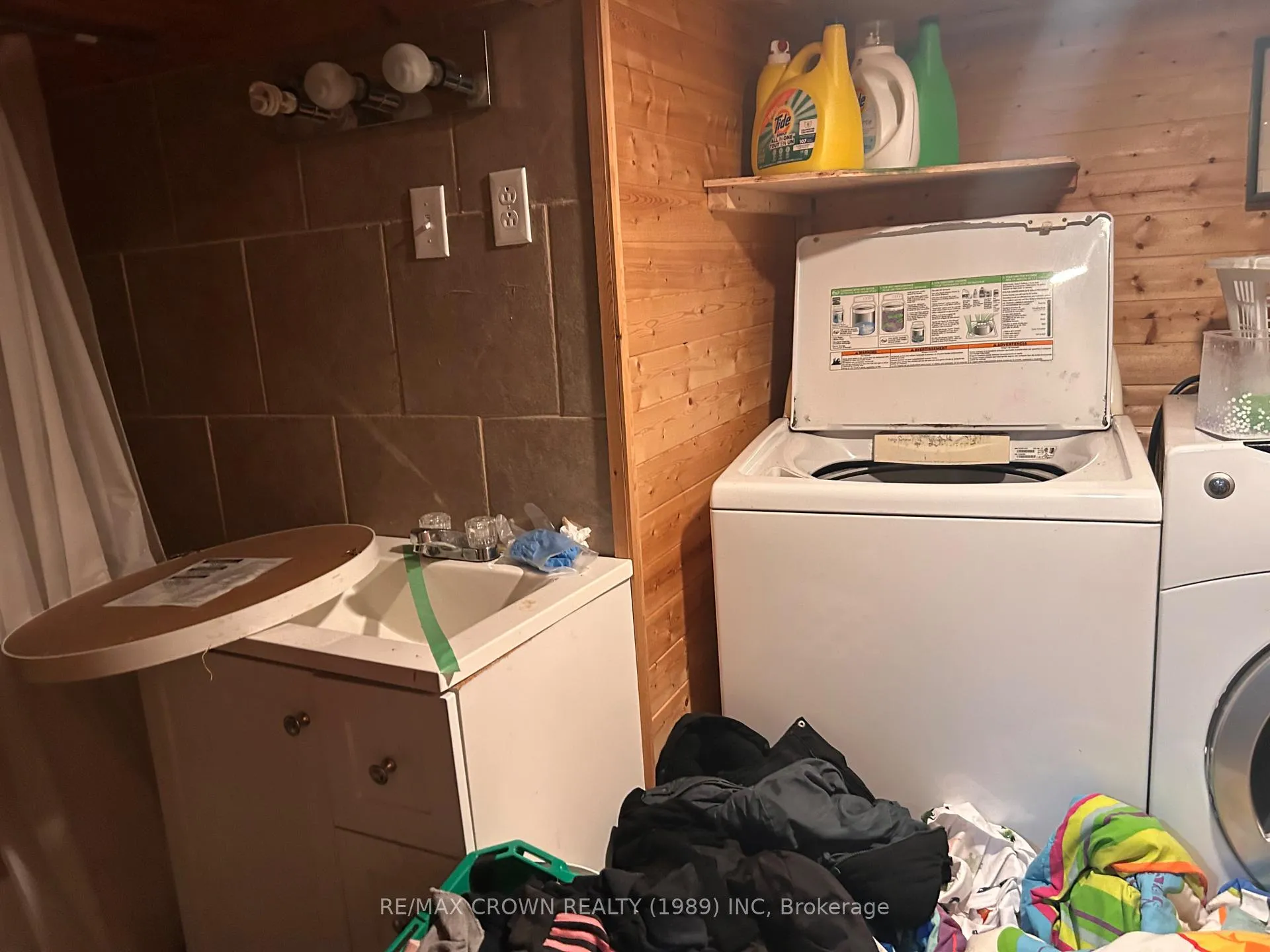 Photo 11 of 37 Cain Avenue, Kapuskasing — HOMEH