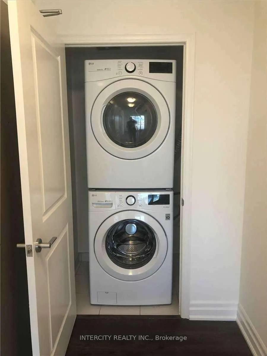 Photo 9 of Unit 813A, 10 Rouge Valley Drive, Markham, Unionville — HOMEH