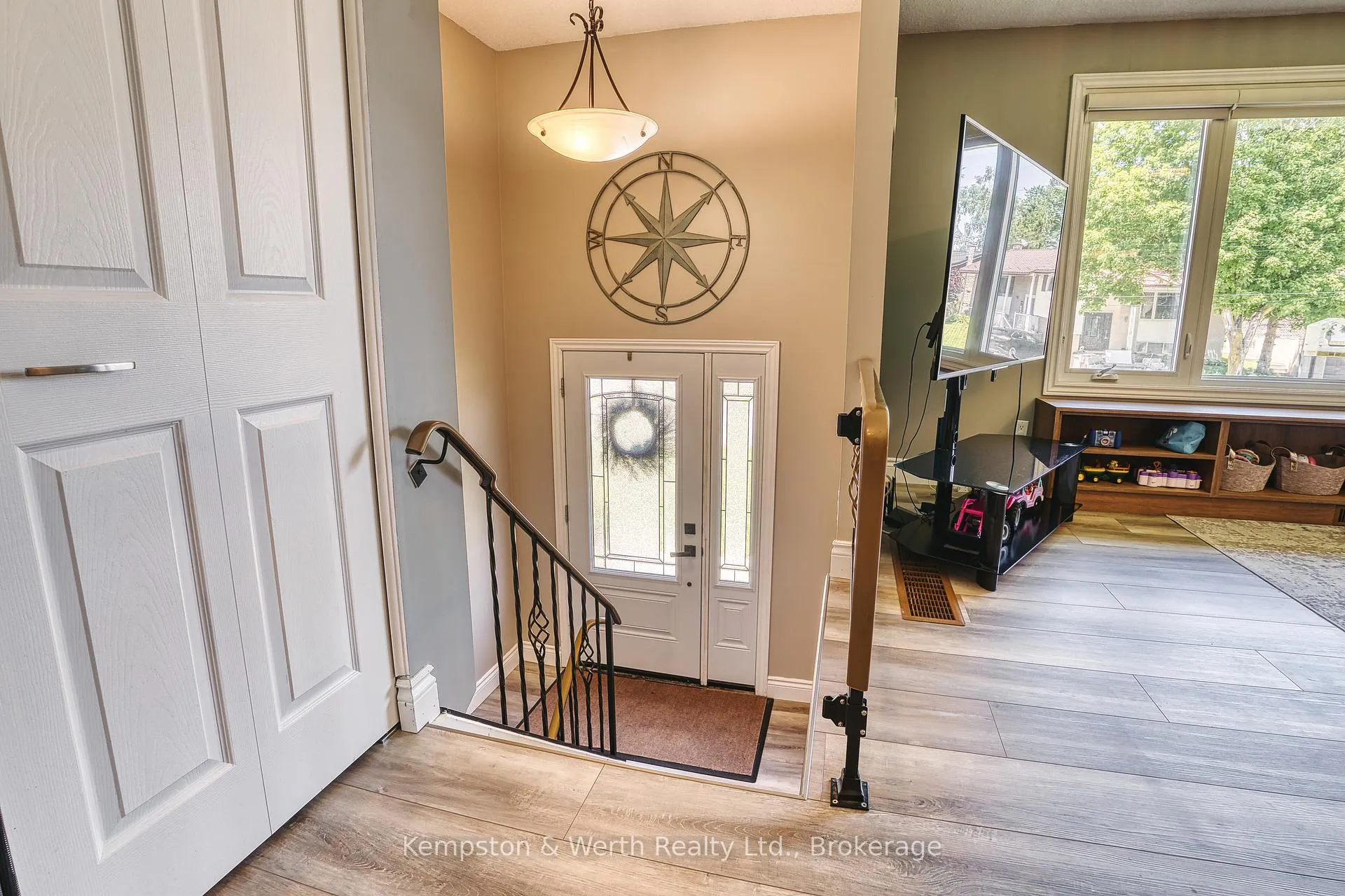 Photo 6 of 428 Boyne Avenue, North Perth, Listowel — HOMEH