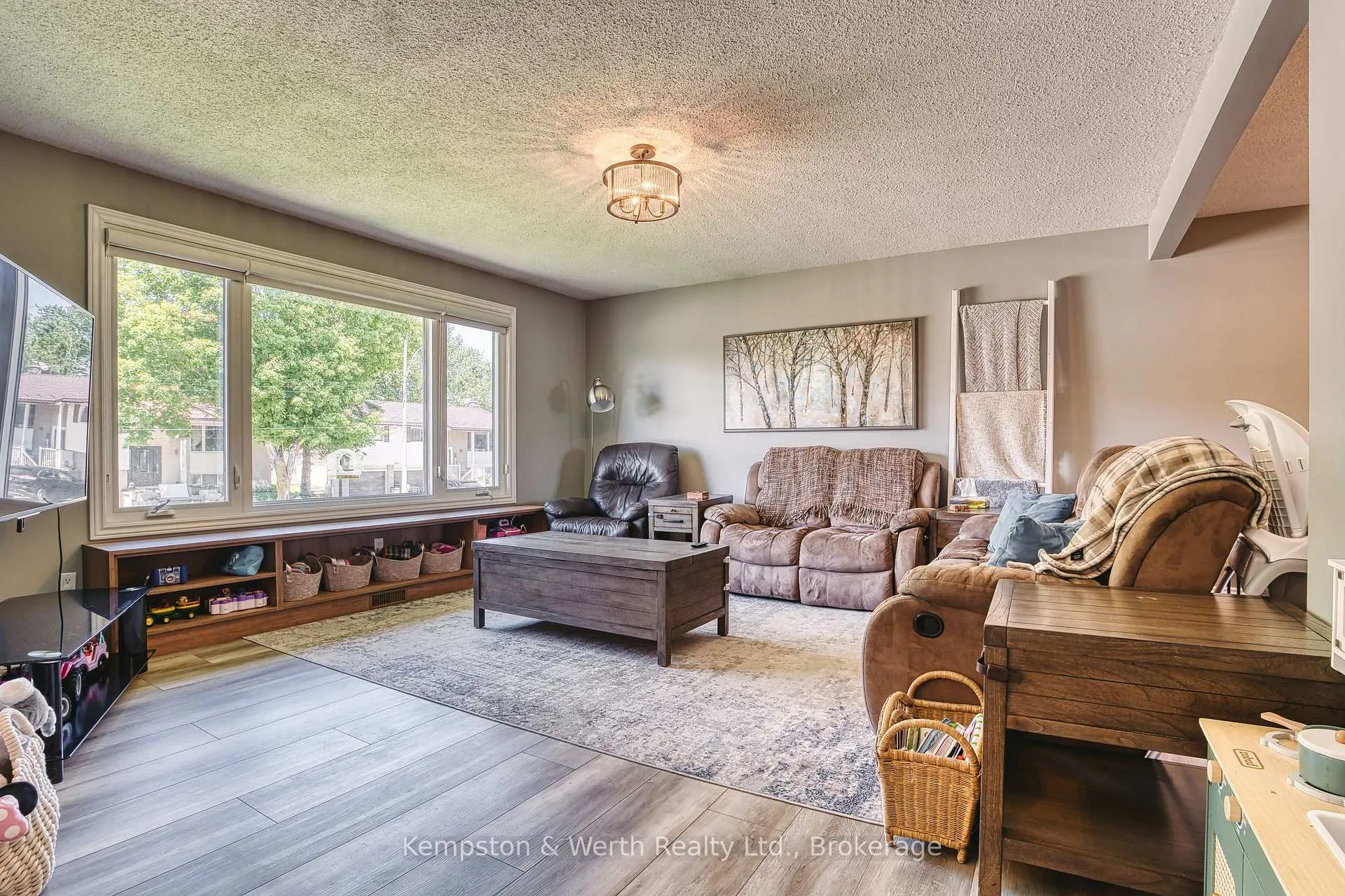 Photo 7 of 428 Boyne Avenue, North Perth, Listowel — HOMEH