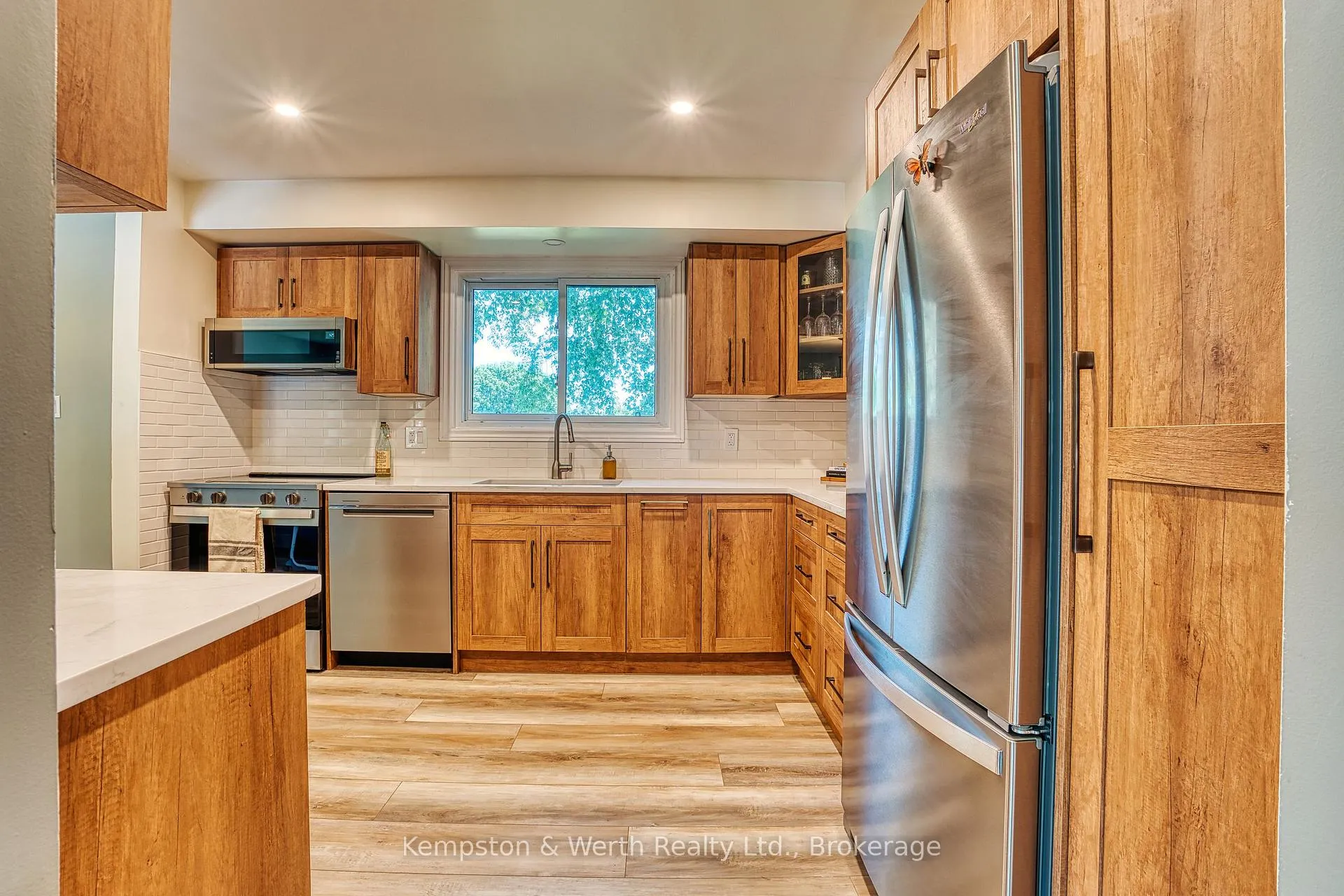 Photo 9 of 428 Boyne Avenue, North Perth, Listowel — HOMEH