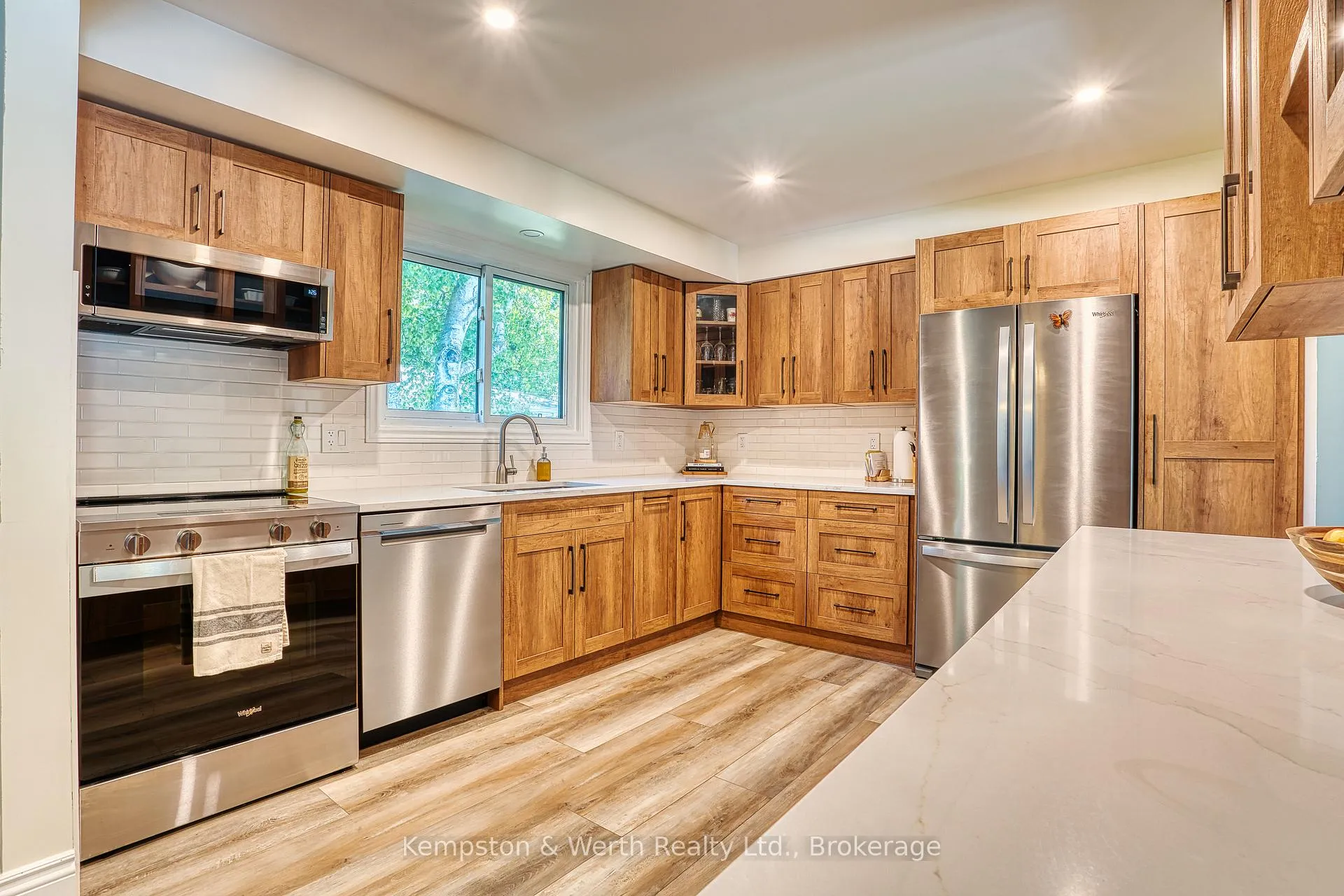 Photo 11 of 428 Boyne Avenue, North Perth, Listowel — HOMEH