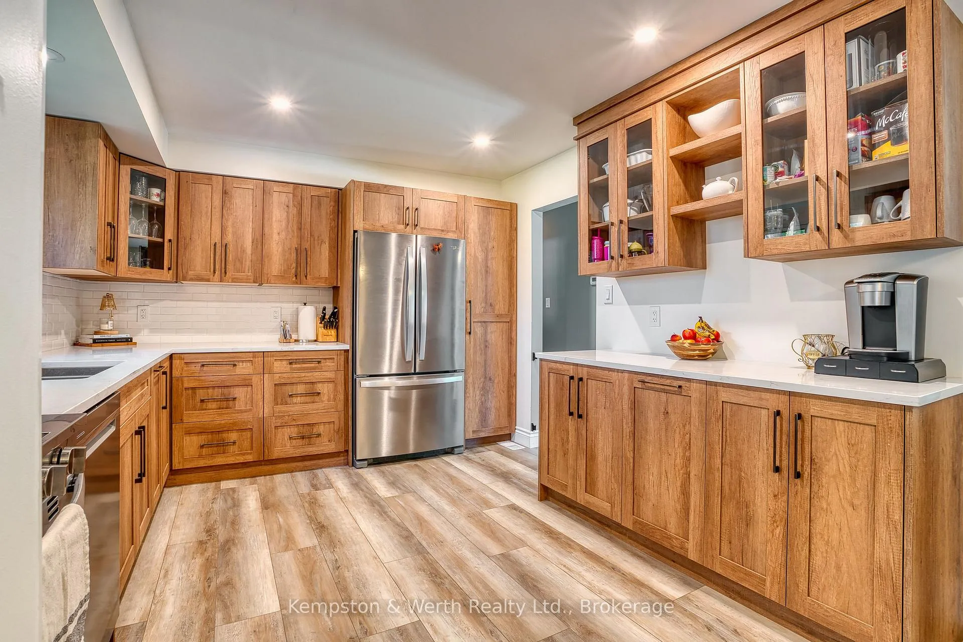 Photo 12 of 428 Boyne Avenue, North Perth, Listowel — HOMEH