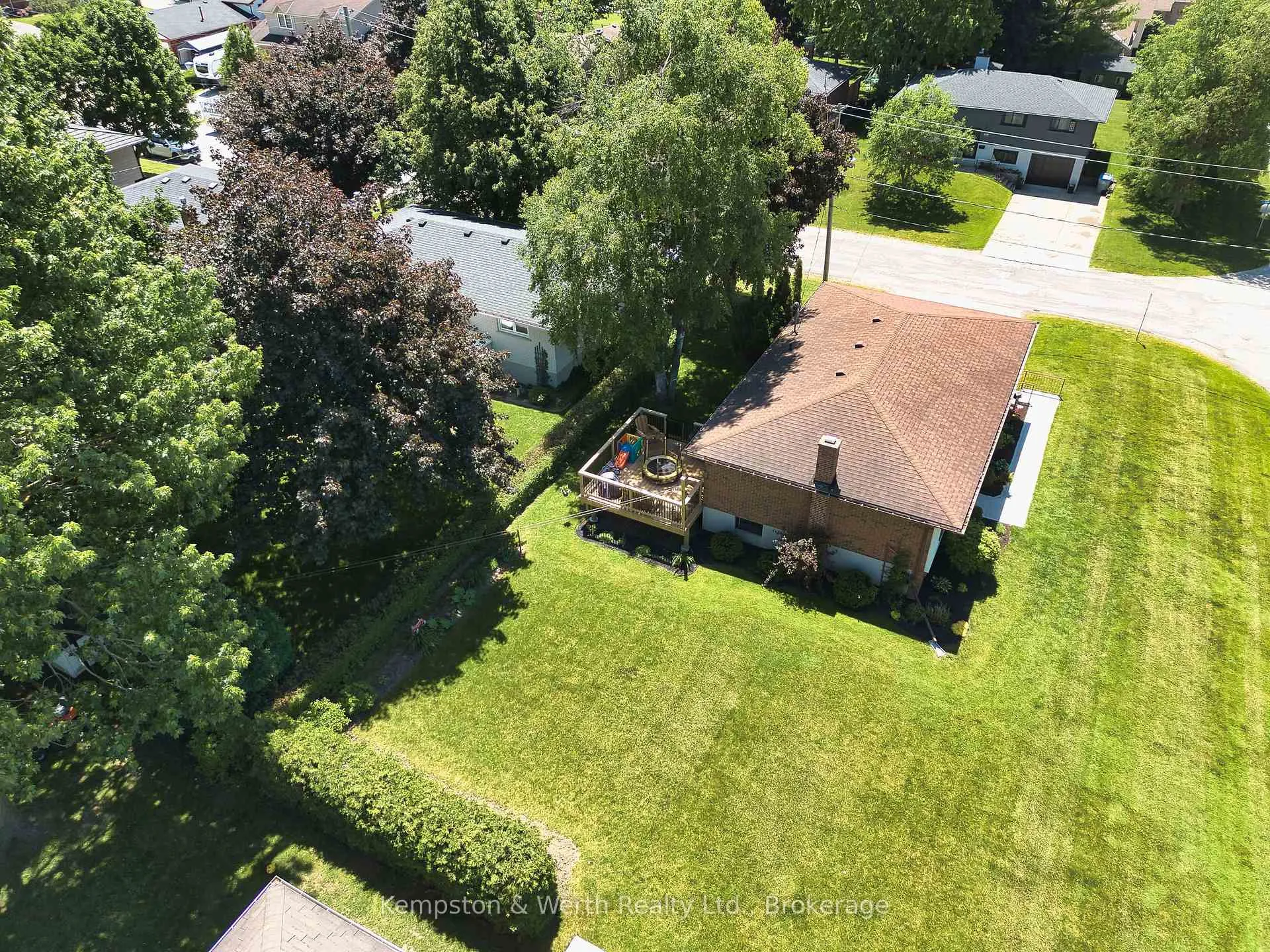Photo 38 of 428 Boyne Avenue, North Perth, Listowel — HOMEH