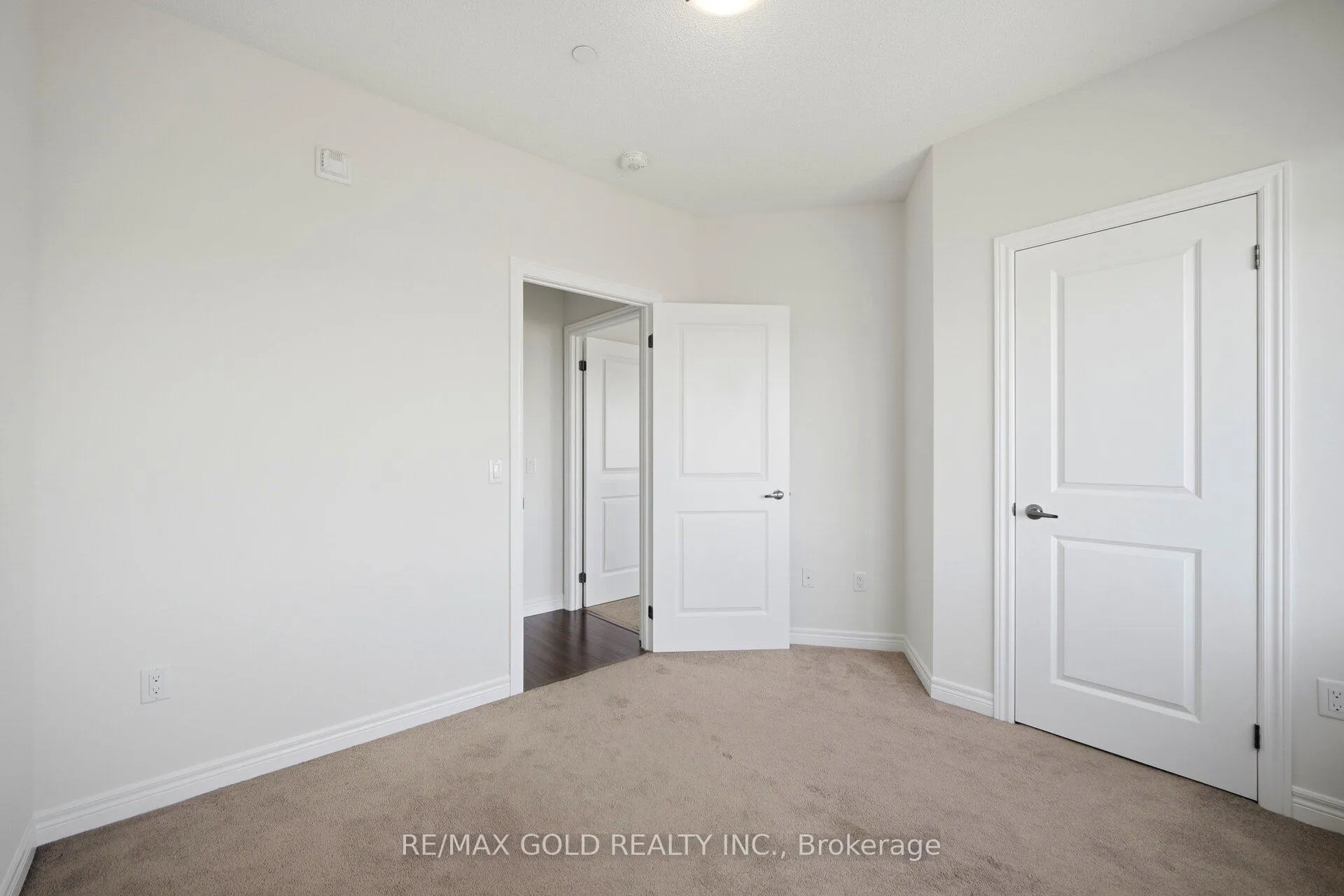 Photo 23 of Unit 601, 39 New Delhi Drive, Markham, Cedarwood — HOMEH