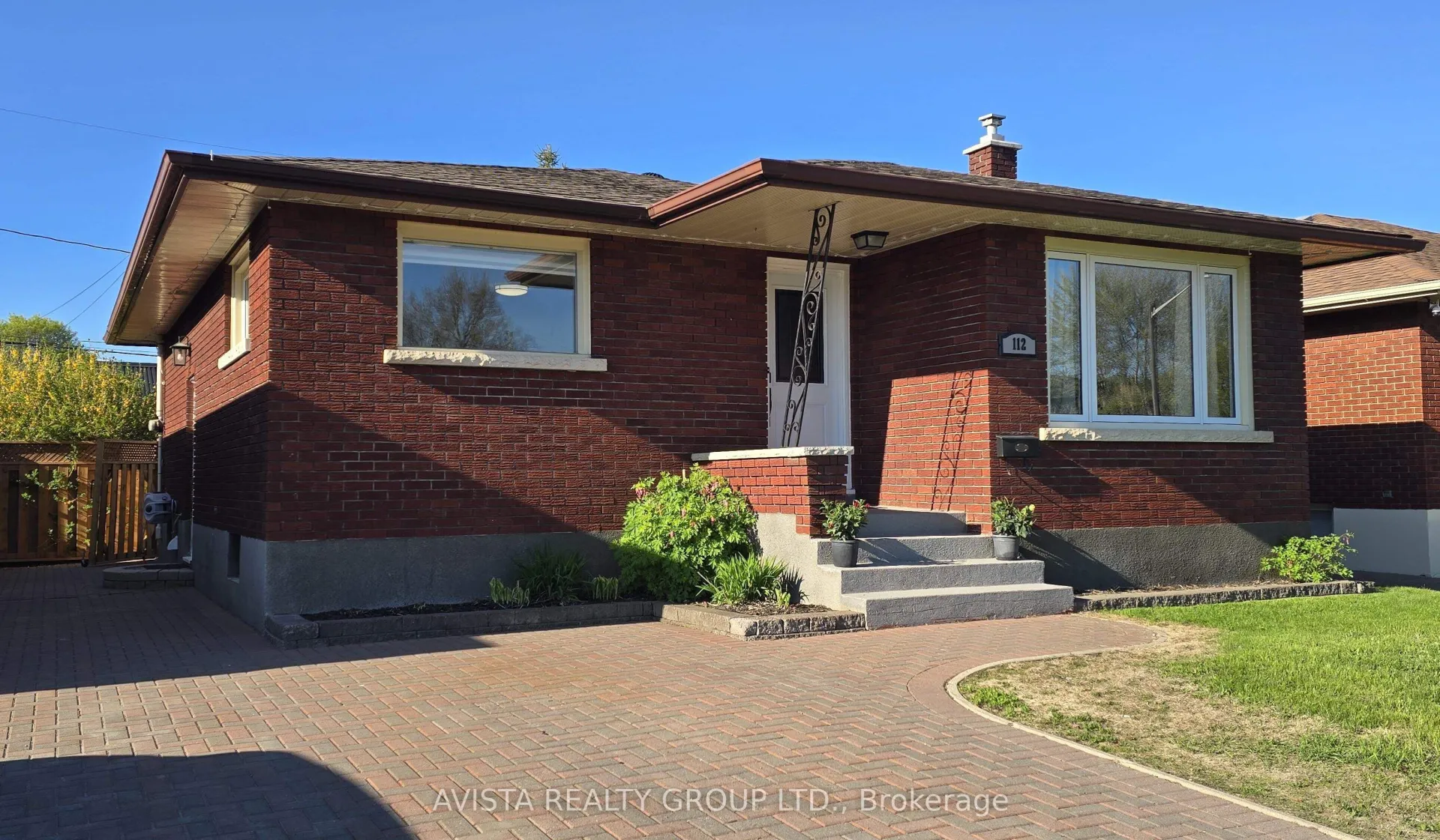 Photo 4 of 112 Walsh St West, Thunder Bay, Green Acres — HOMEH