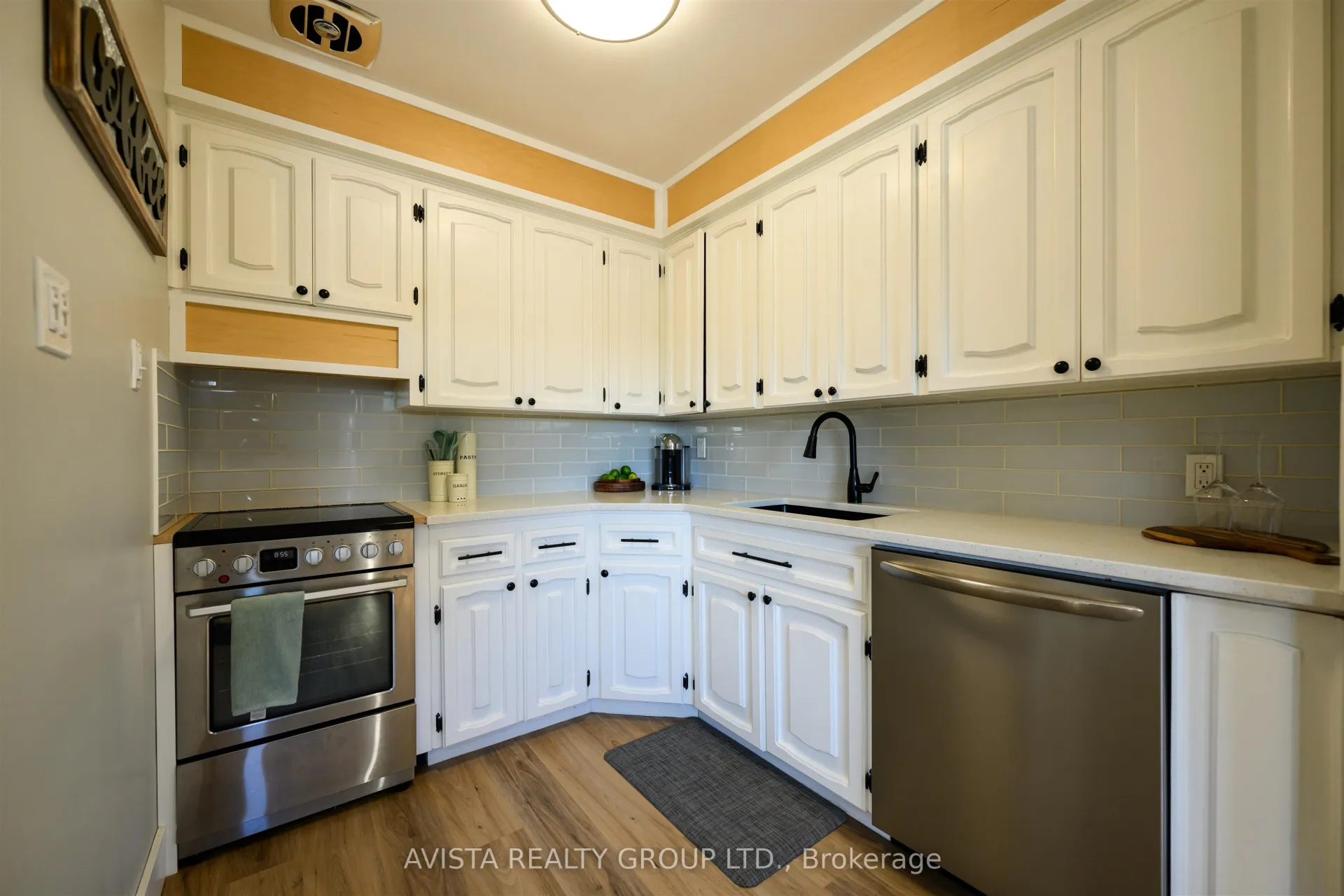 Photo 6 of 112 Walsh St West, Thunder Bay, Green Acres — HOMEH