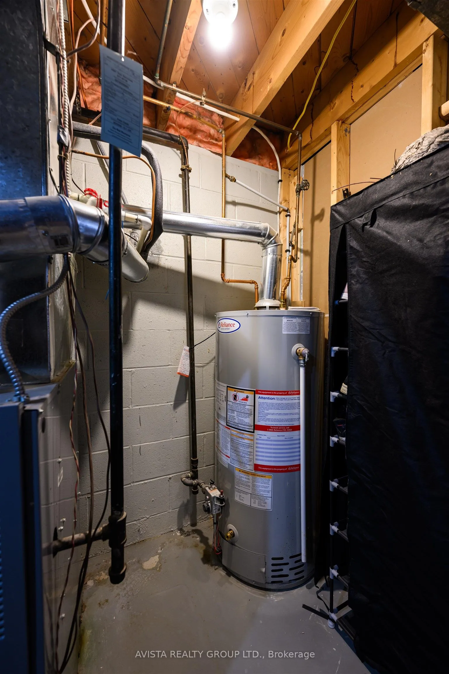 Photo 33 of 112 Walsh St West, Thunder Bay, Green Acres — HOMEH