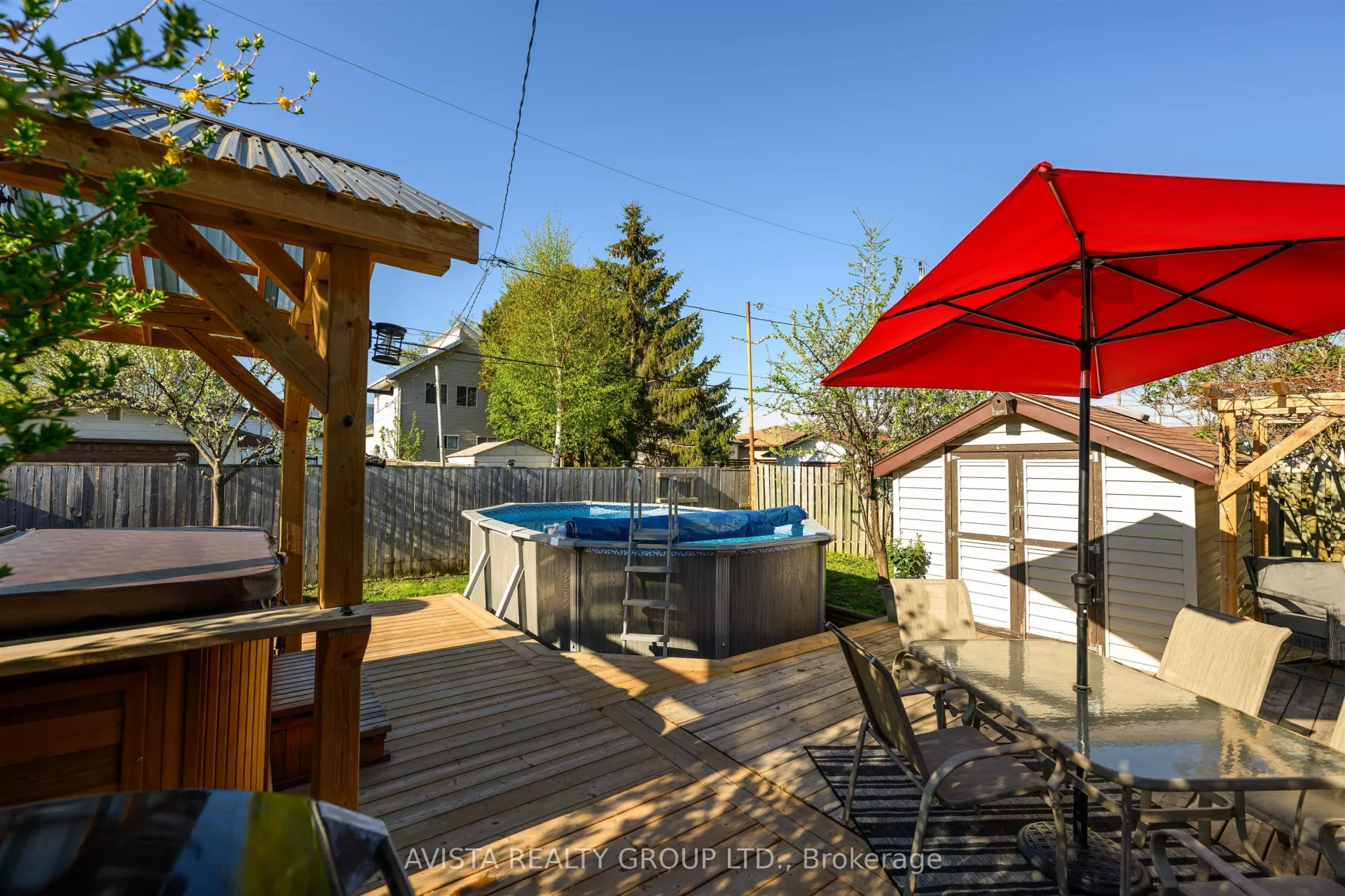 Photo 39 of 112 Walsh St West, Thunder Bay, Green Acres — HOMEH