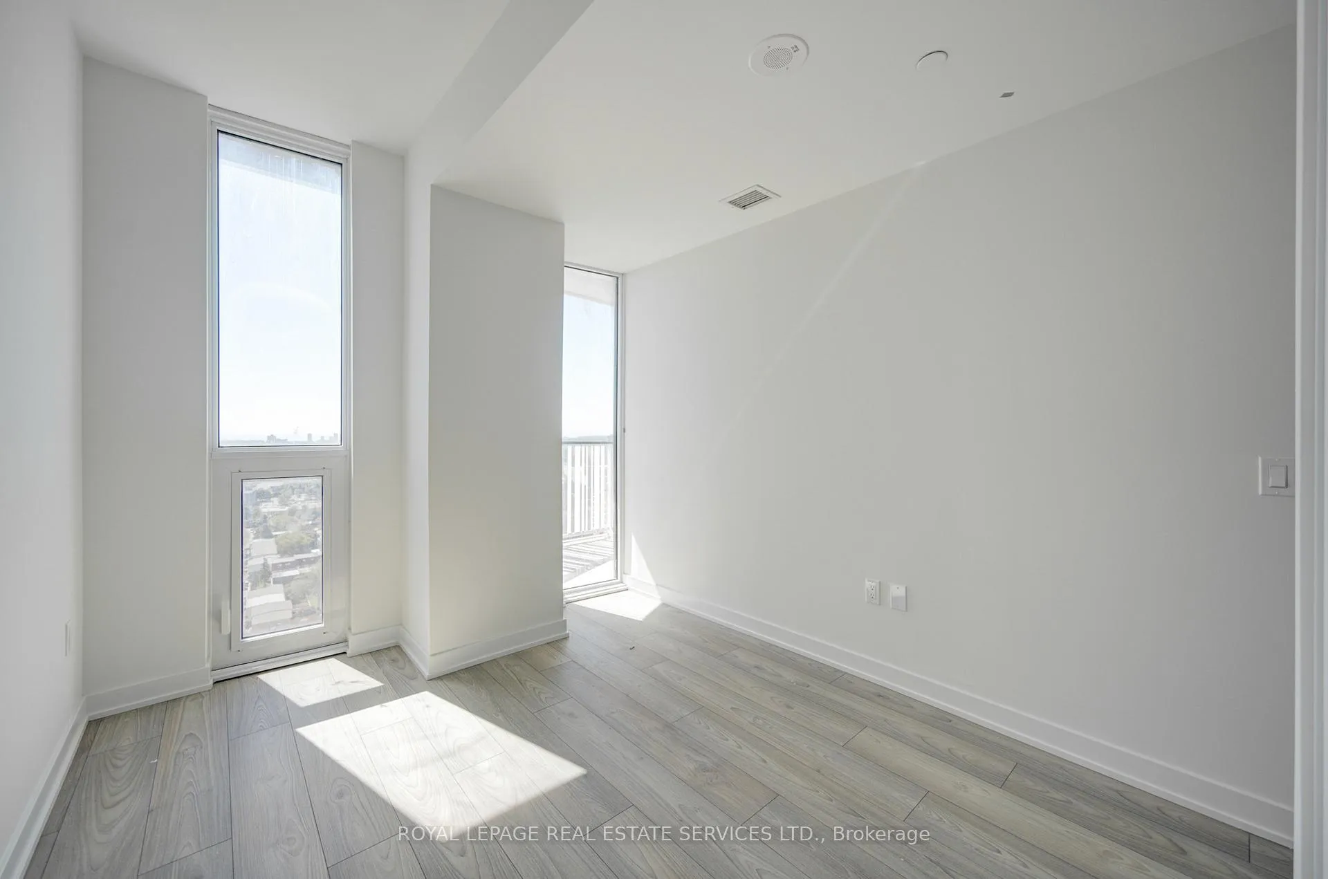 Photo 17 of Unit 2202, 1 Fairview Road, Mississauga, Mississauga Valleys — HOMEH