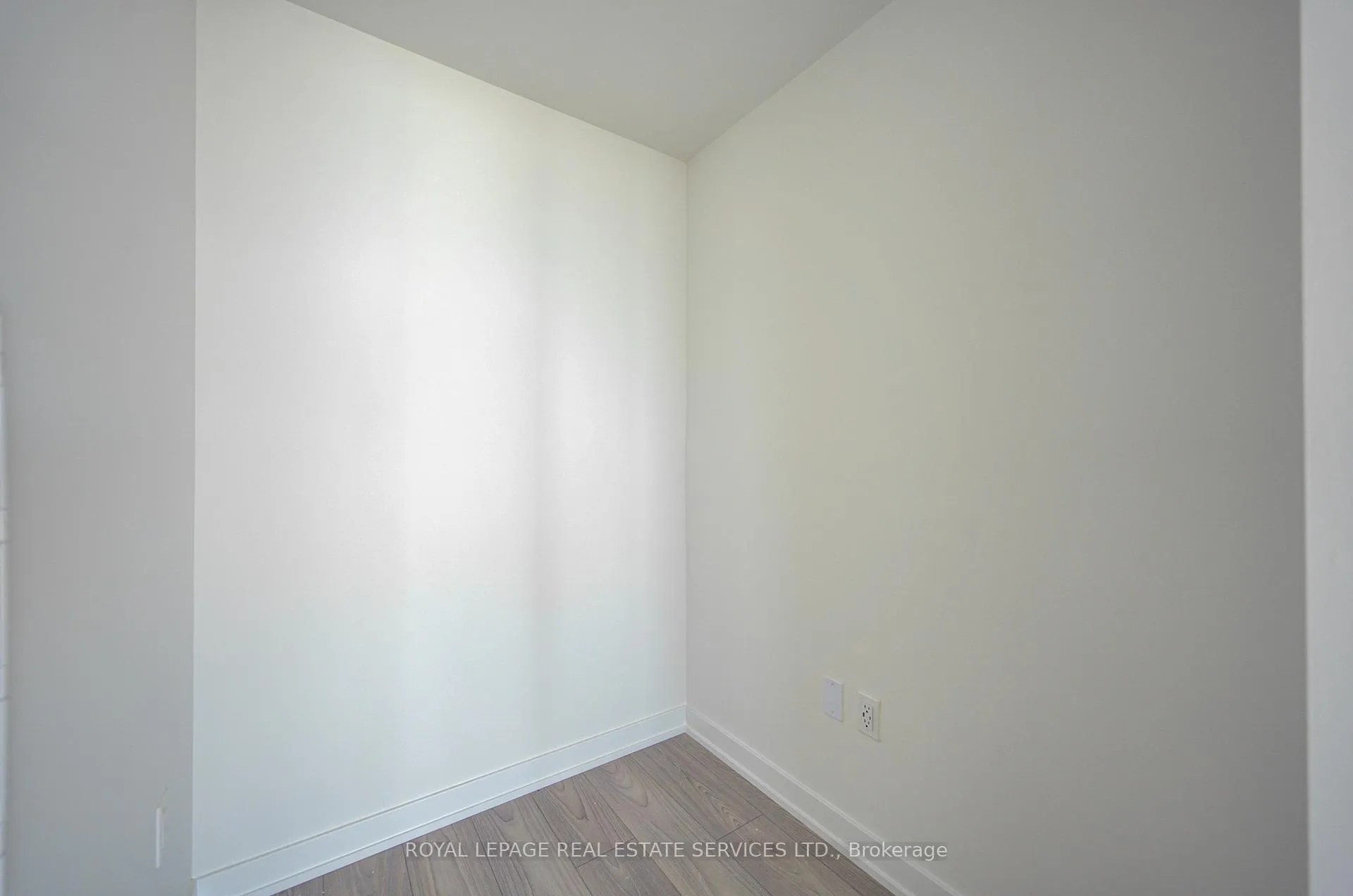 Photo 20 of Unit 2202, 1 Fairview Road, Mississauga, Mississauga Valleys — HOMEH