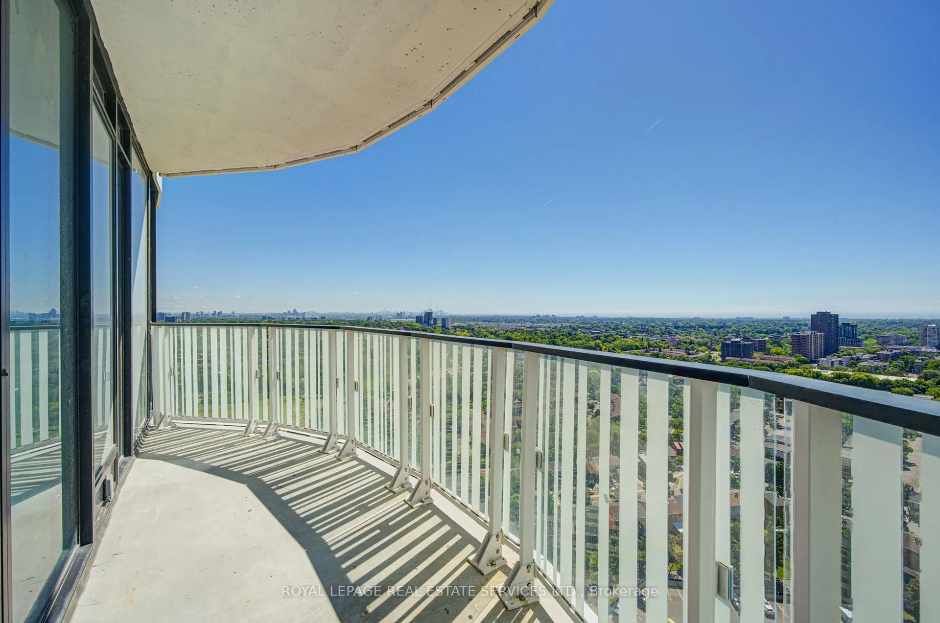 Photo 22 of Unit 2202, 1 Fairview Road, Mississauga, Mississauga Valleys — HOMEH