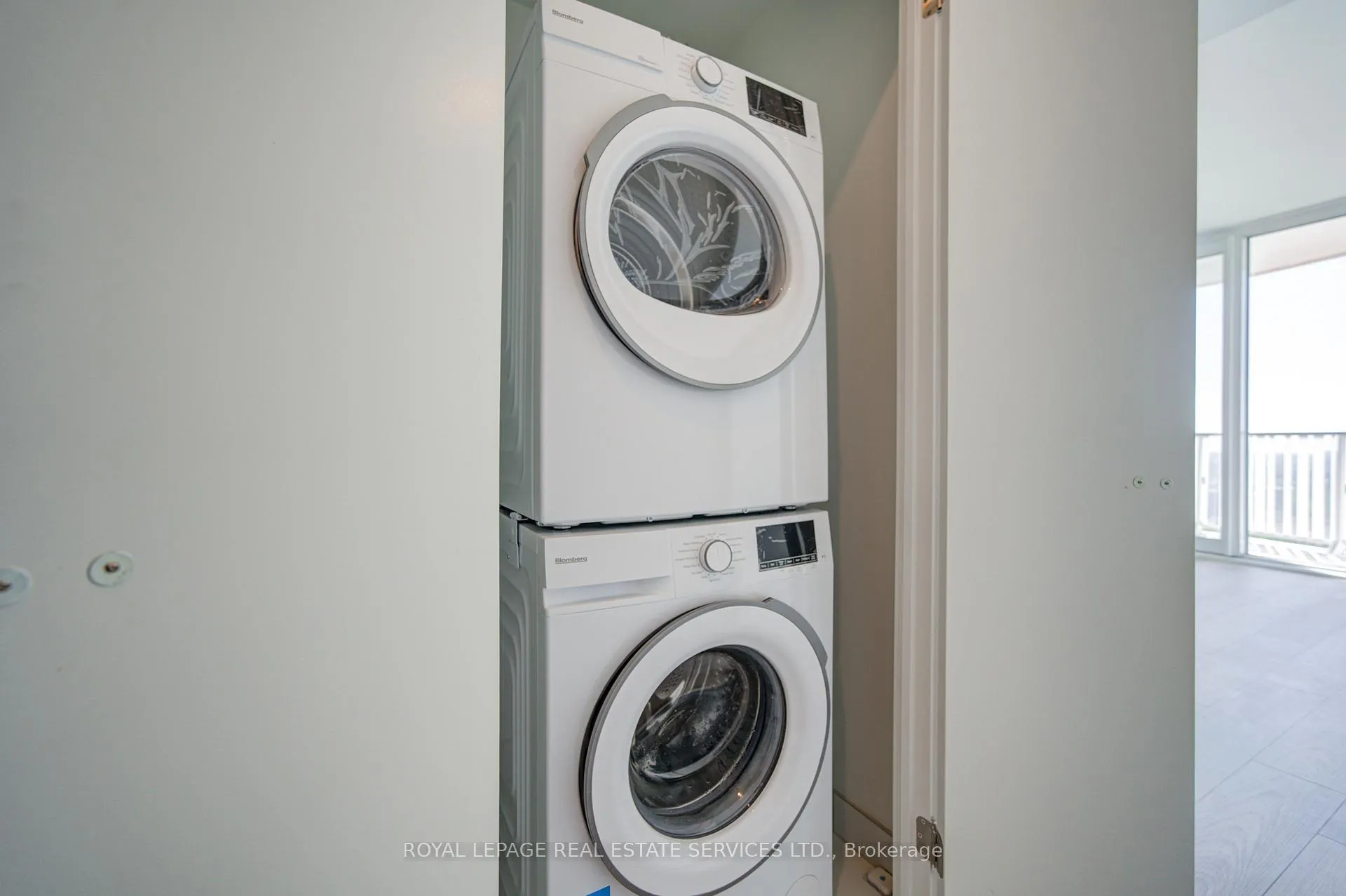 Photo 26 of Unit 2202, 1 Fairview Road, Mississauga, Mississauga Valleys — HOMEH