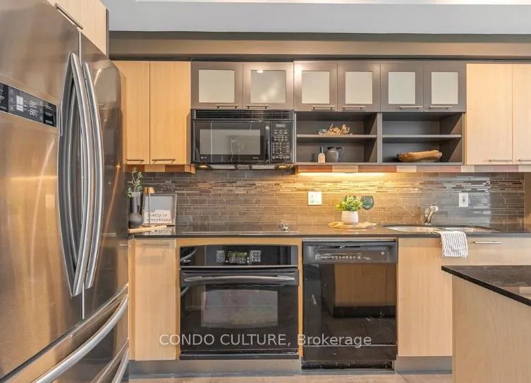 Photo 9 of Unit 1113, 36 Blue Jays Way, Toronto, Waterfront Communities — HOMEH