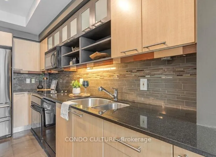 Photo 12 of Unit 1113, 36 Blue Jays Way, Toronto, Waterfront Communities — HOMEH