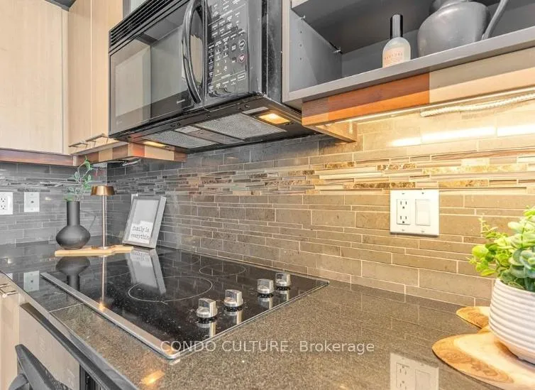 Photo 13 of Unit 1113, 36 Blue Jays Way, Toronto, Waterfront Communities — HOMEH