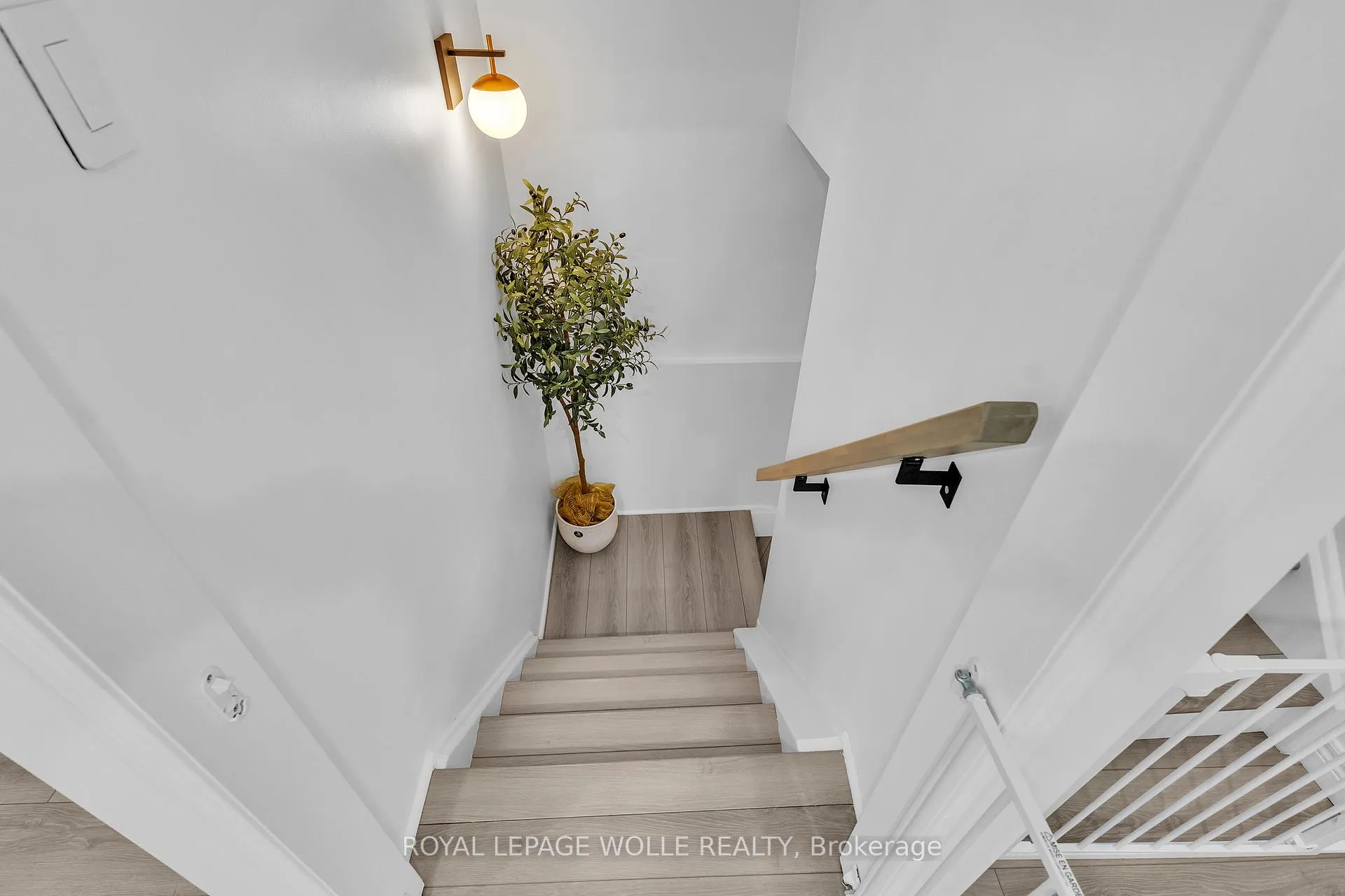 Photo 25 of Unit 62, 1484 Torrington Drive, Mississauga, East Credit — HOMEH
