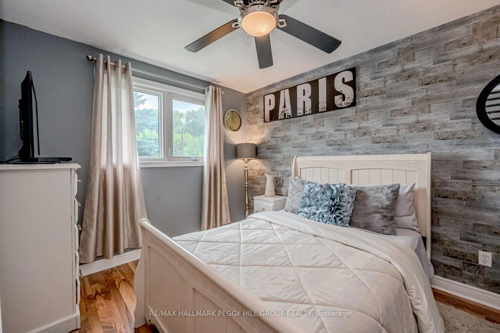 Photo 10 of 1923 10th Line, Innisfil, Stroud — HOMEH