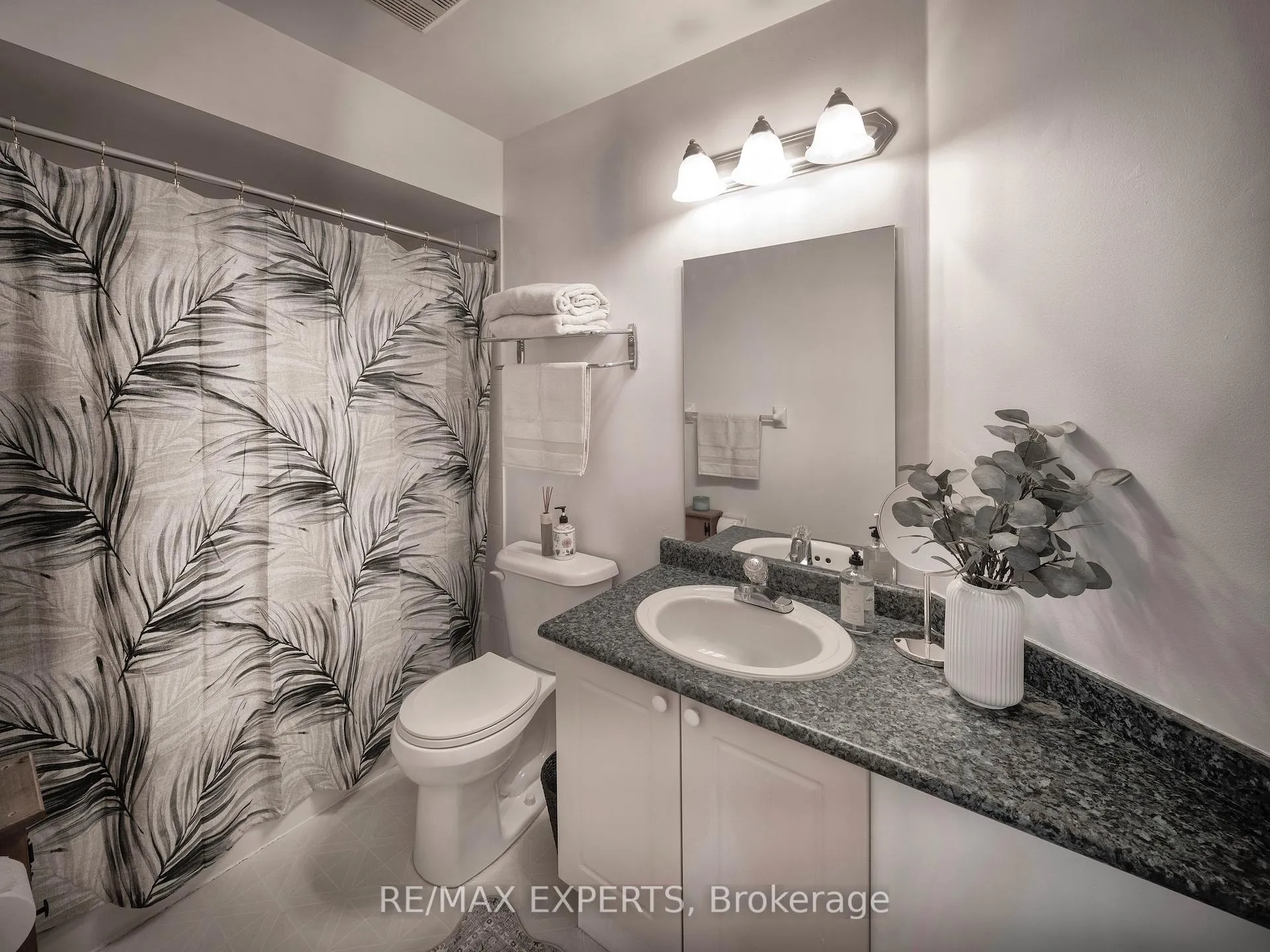 Photo 22 of 53 Horne Avenue, Ajax, Central West — HOMEH