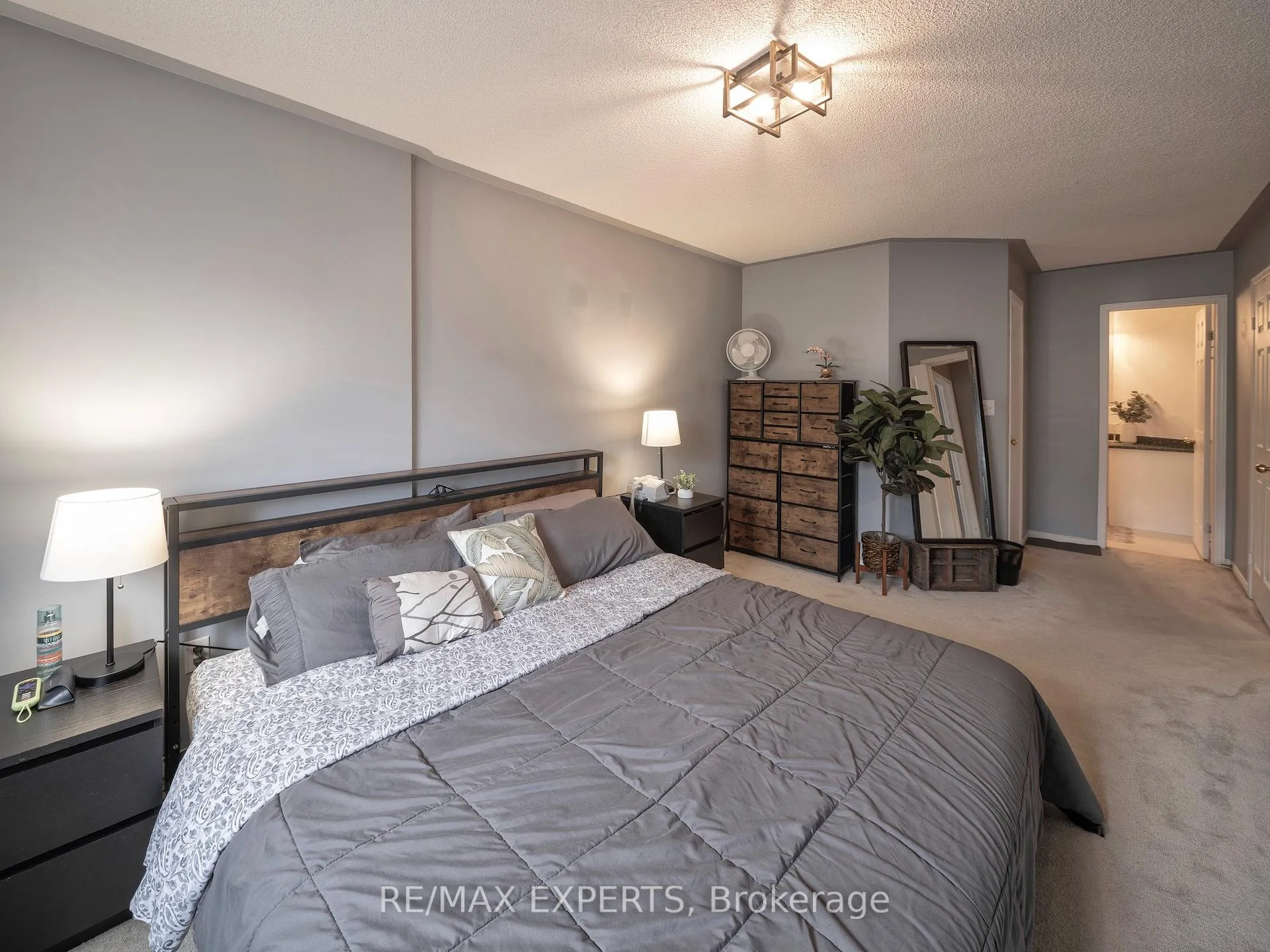 Photo 23 of 53 Horne Avenue, Ajax, Central West — HOMEH