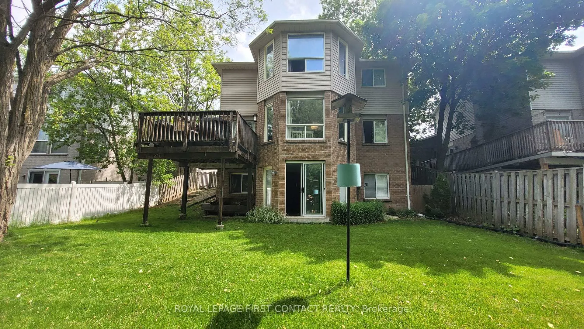 Photo 16 of 61 Herrell Avenue, Barrie, Painswick North — HOMEH