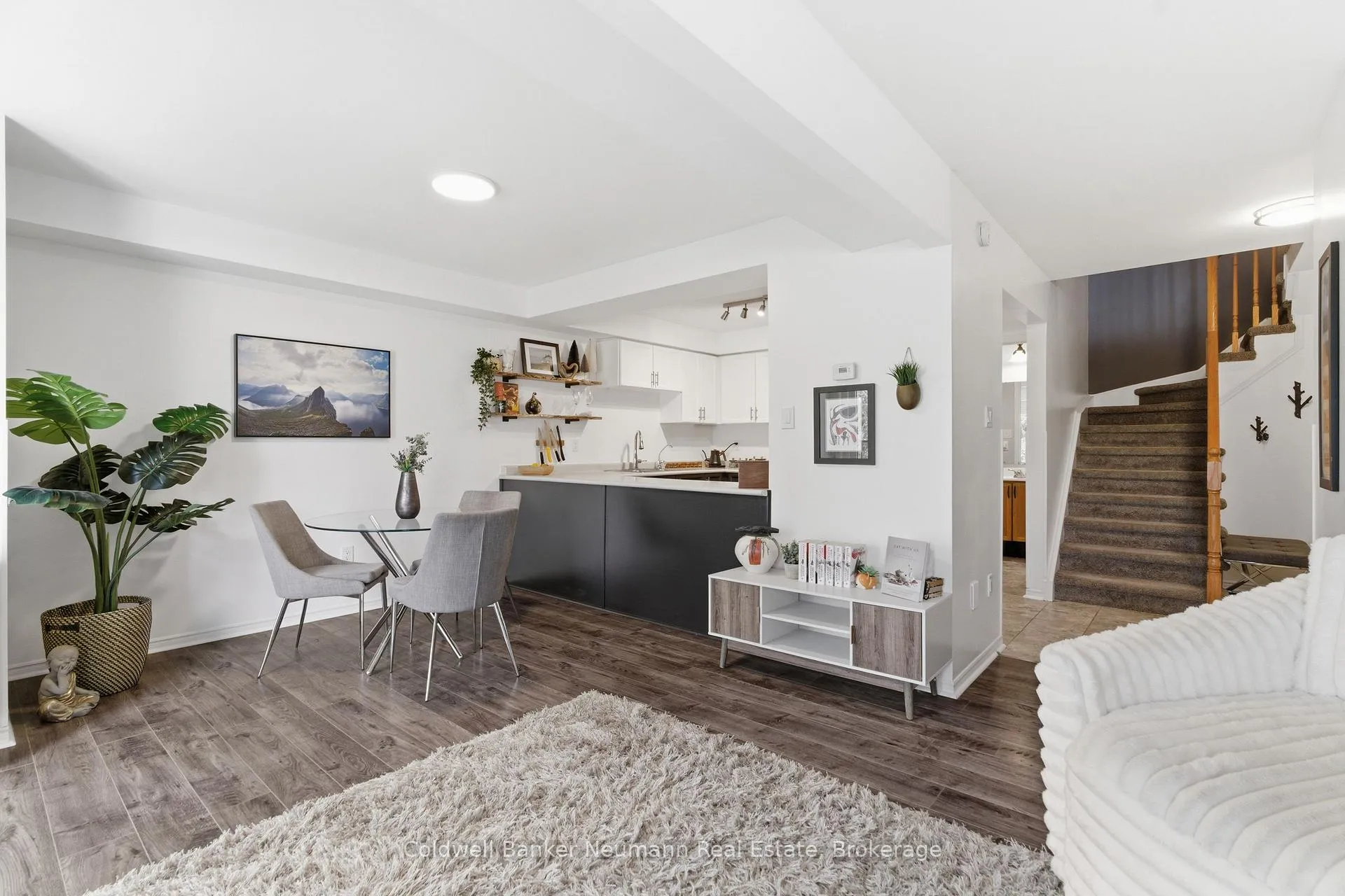Photo 7 of Unit 233, 460 Janefield Avenue, Guelph, Dovercliffe Park/Old University — HOMEH